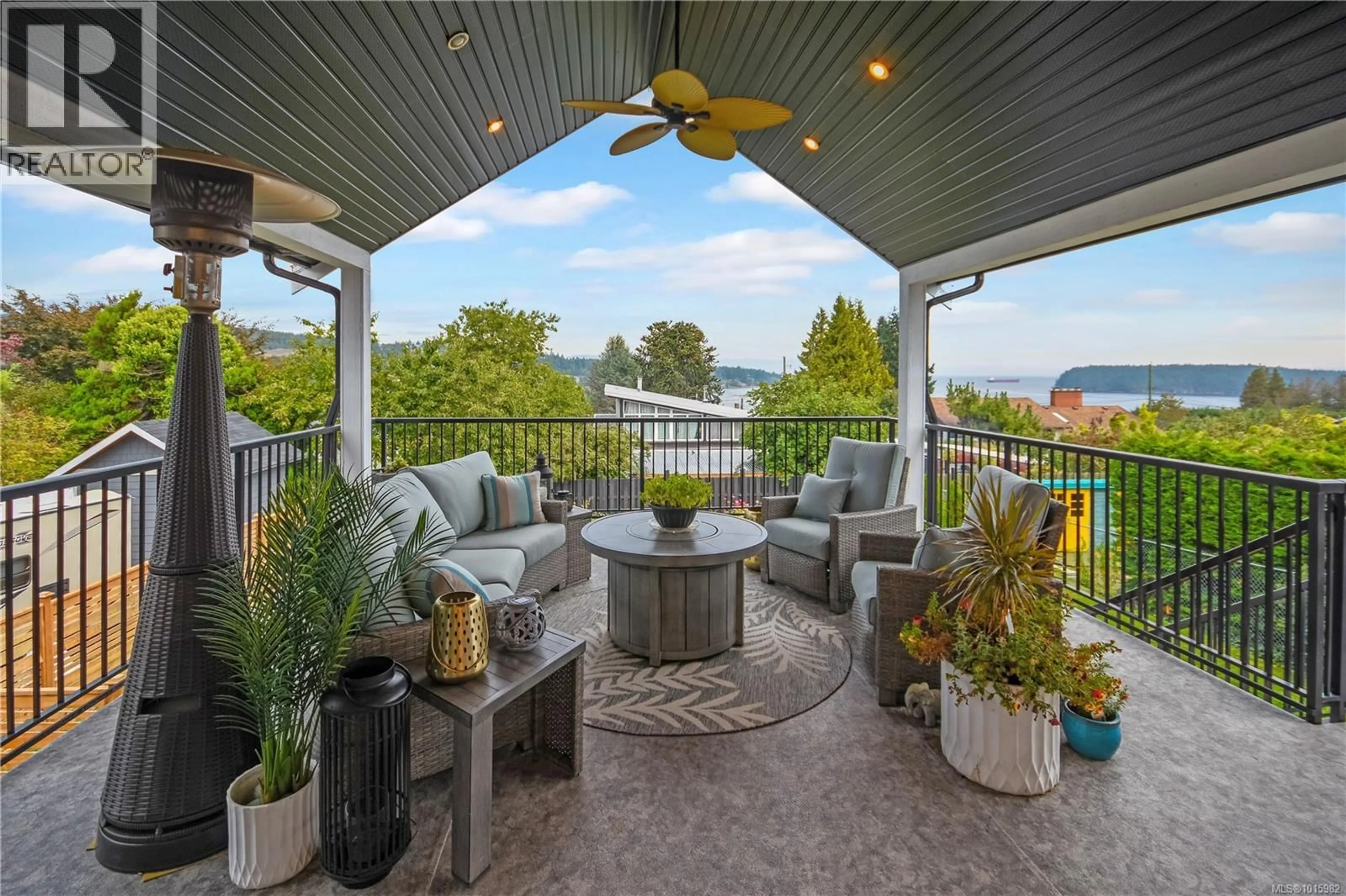 Patio, water/lake/river/ocean view for 2580 HOLYROOD DRIVE, Nanaimo British Columbia V9S4K9