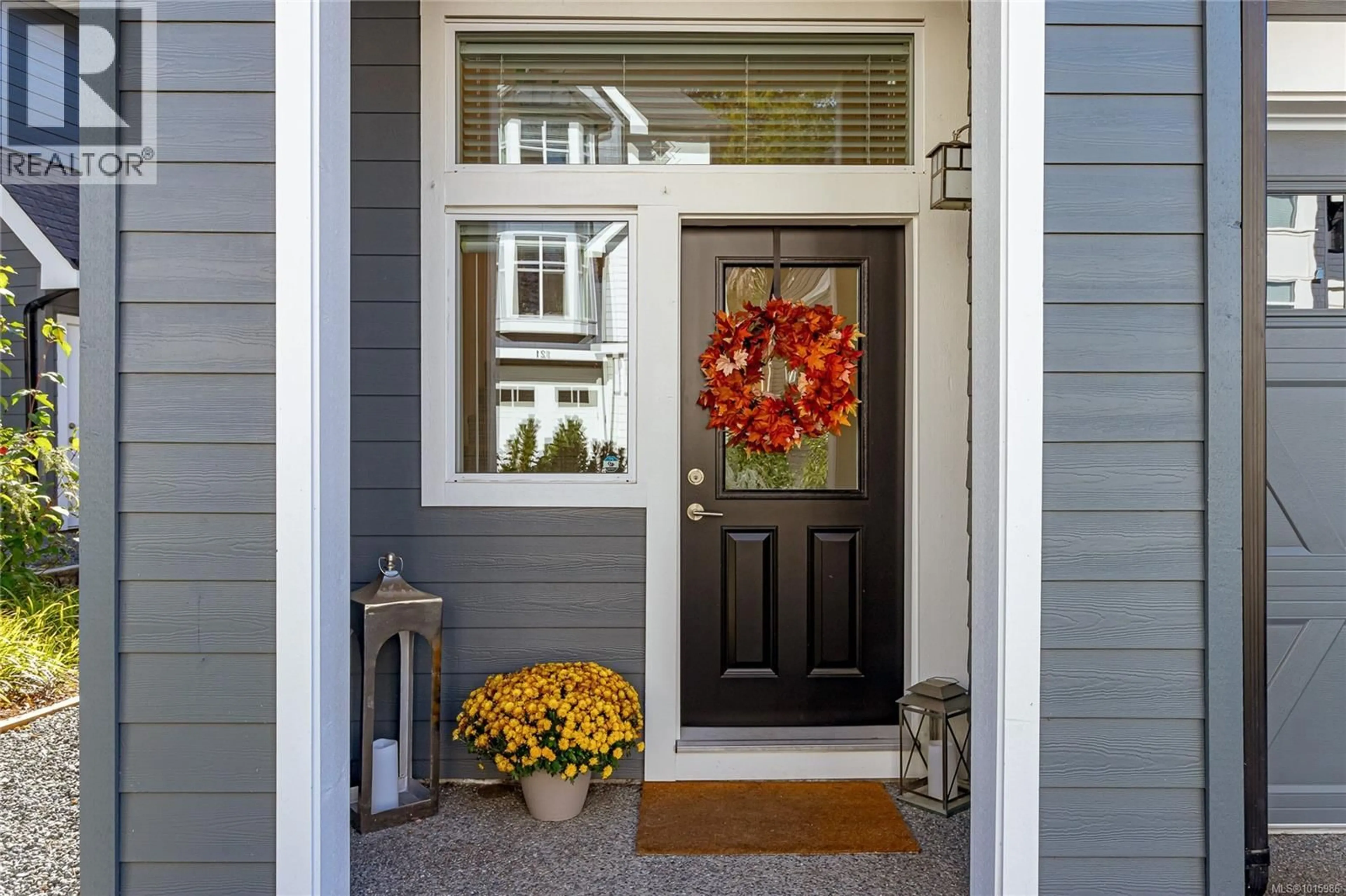Indoor entryway for 118 - 1064 GALA COURT, Langford British Columbia V9C0J8