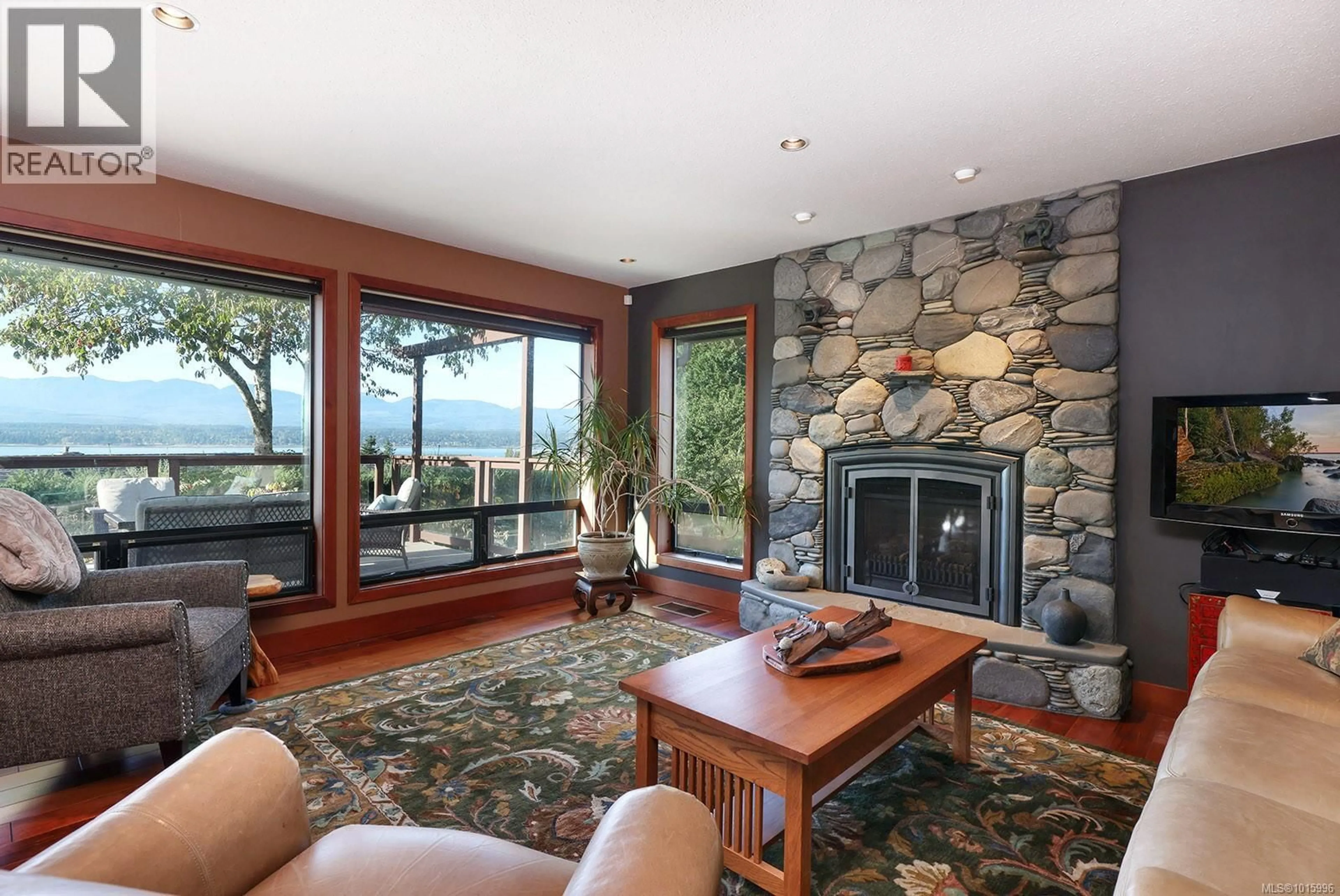 Unknown for 1225 WALTER GAGE STREET, Comox British Columbia V9M3X1