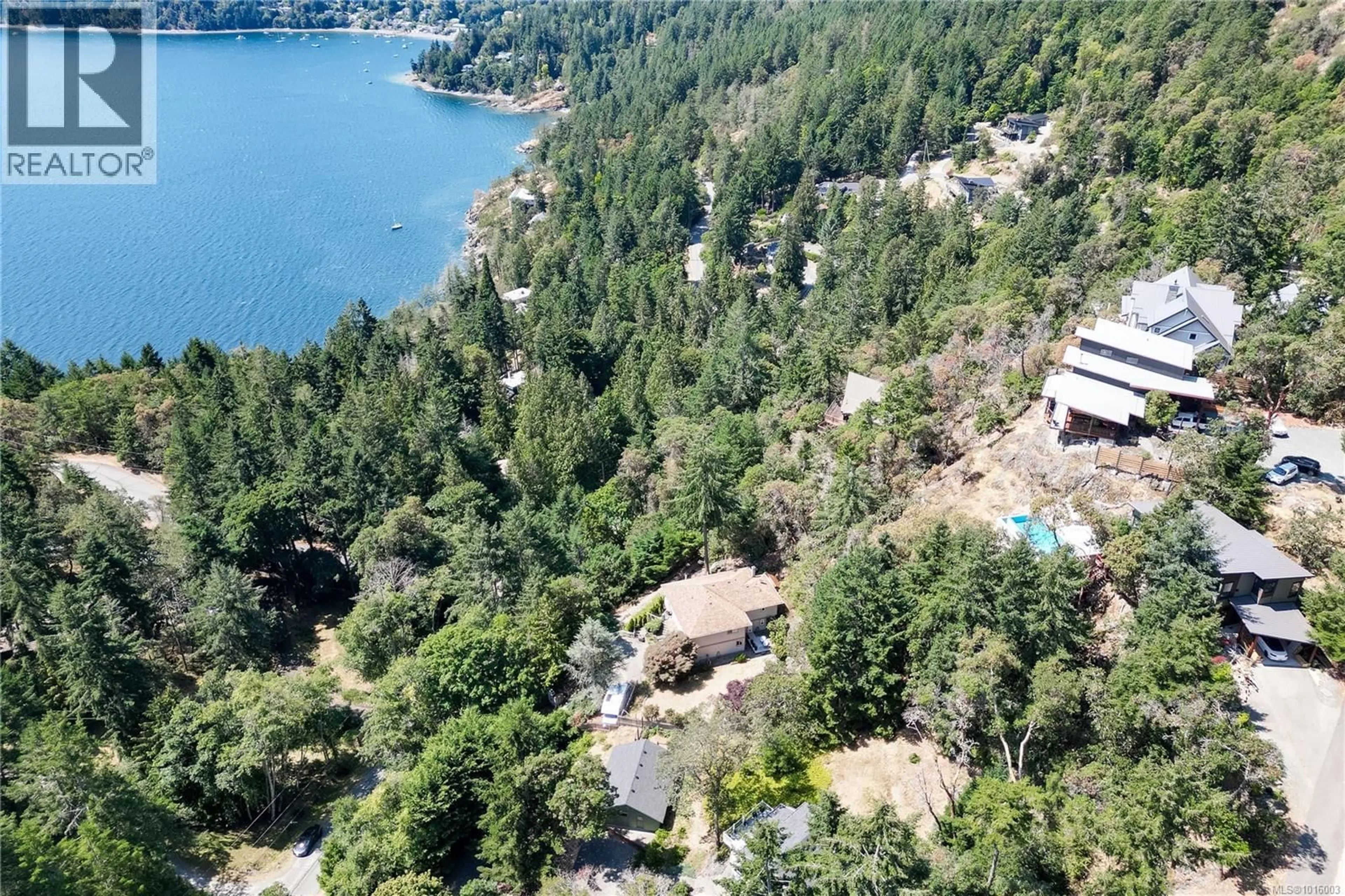 A pic from outside/outdoor area/front of a property/back of a property/a pic from drone, water/lake/river/ocean view for 567 MAPLE MOUNTAIN ROAD, Duncan British Columbia V9L5X7