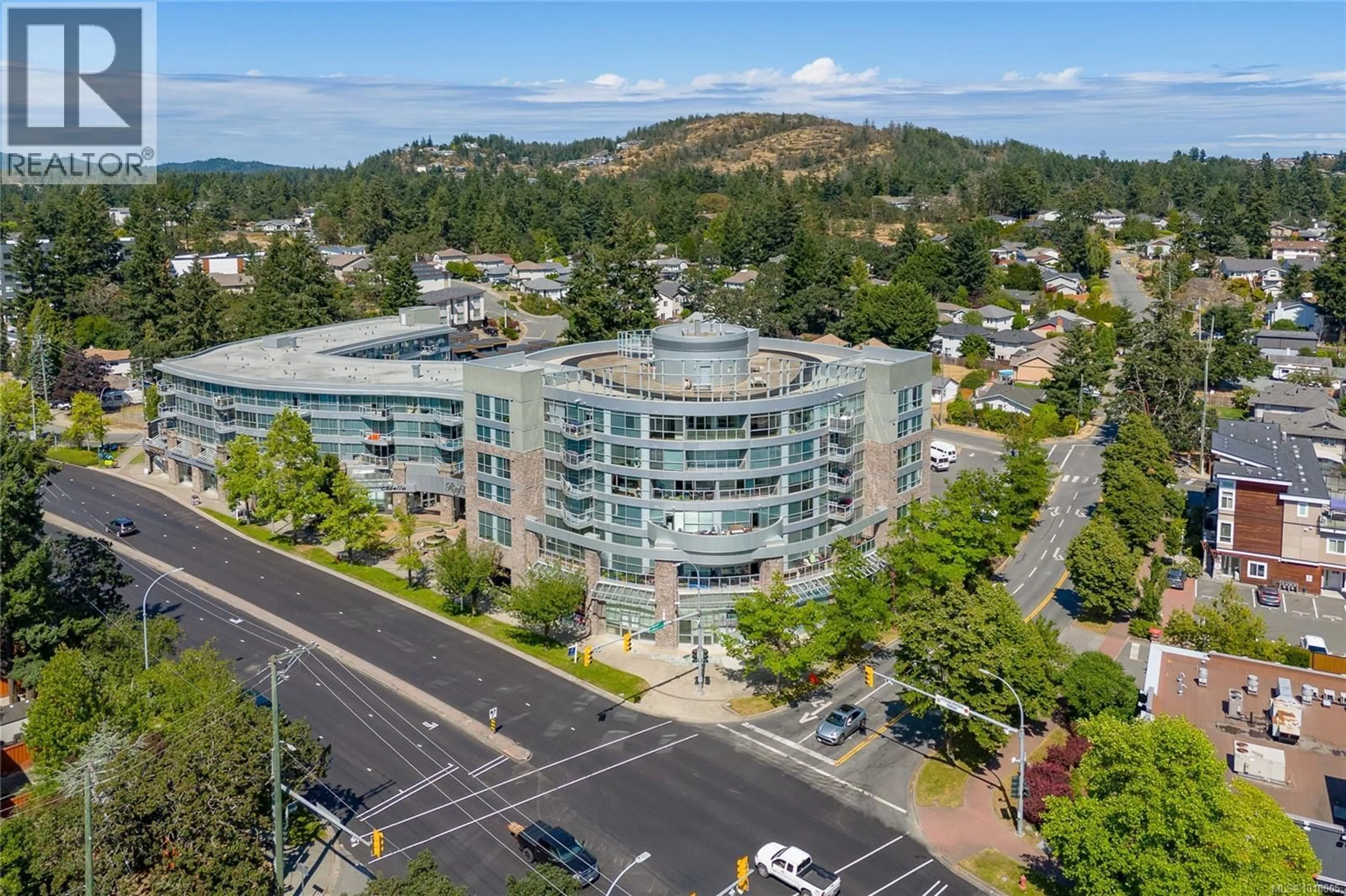 A pic from outside/outdoor area/front of a property/back of a property/a pic from drone, mountain view for 728 - 2745 VETERANS MEMORIAL PARKWAY, Langford British Columbia V8X5C6