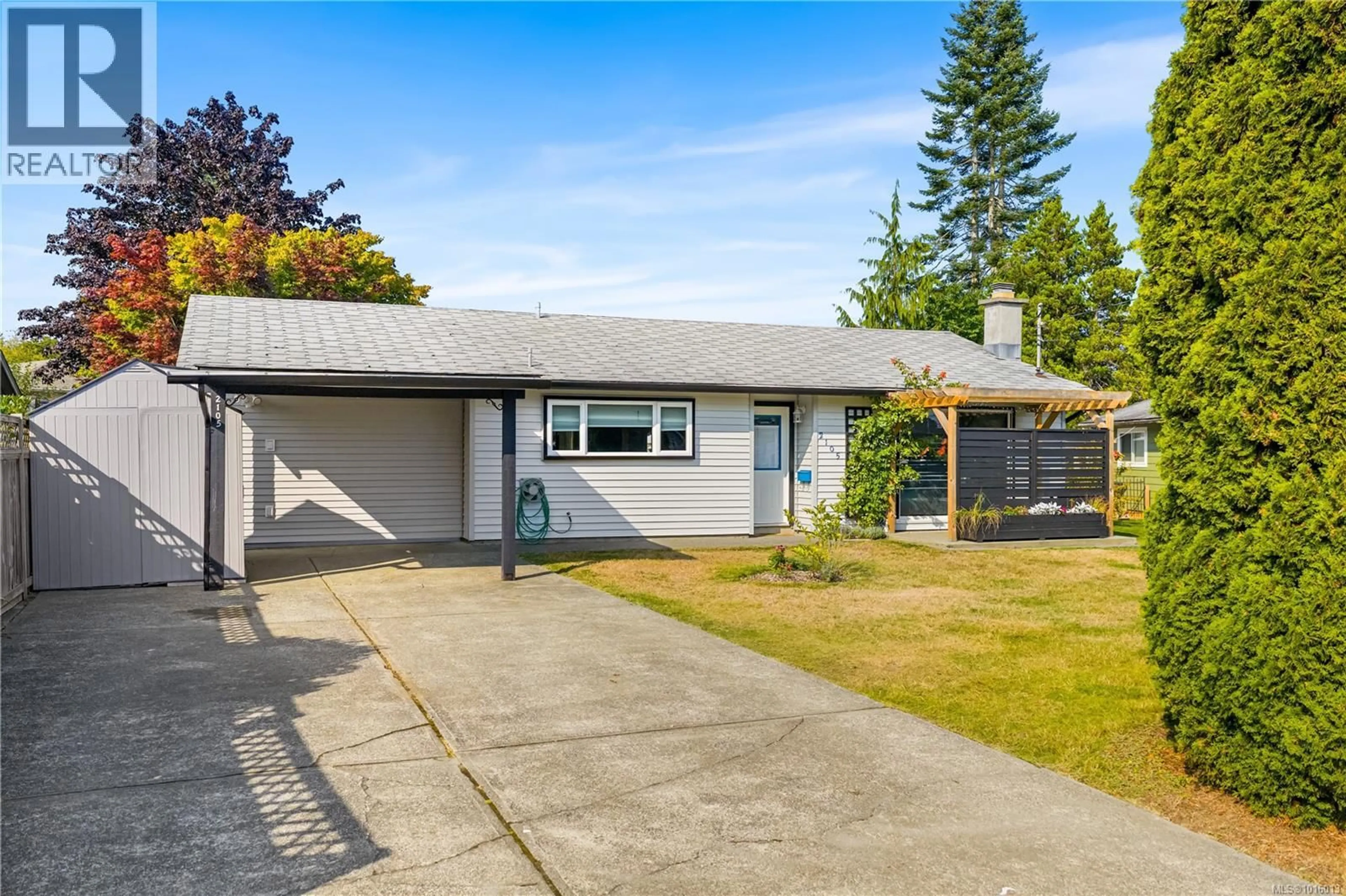 Home with vinyl exterior material, street for 2105 ARNASON ROAD, Campbell River British Columbia V9W5Z4