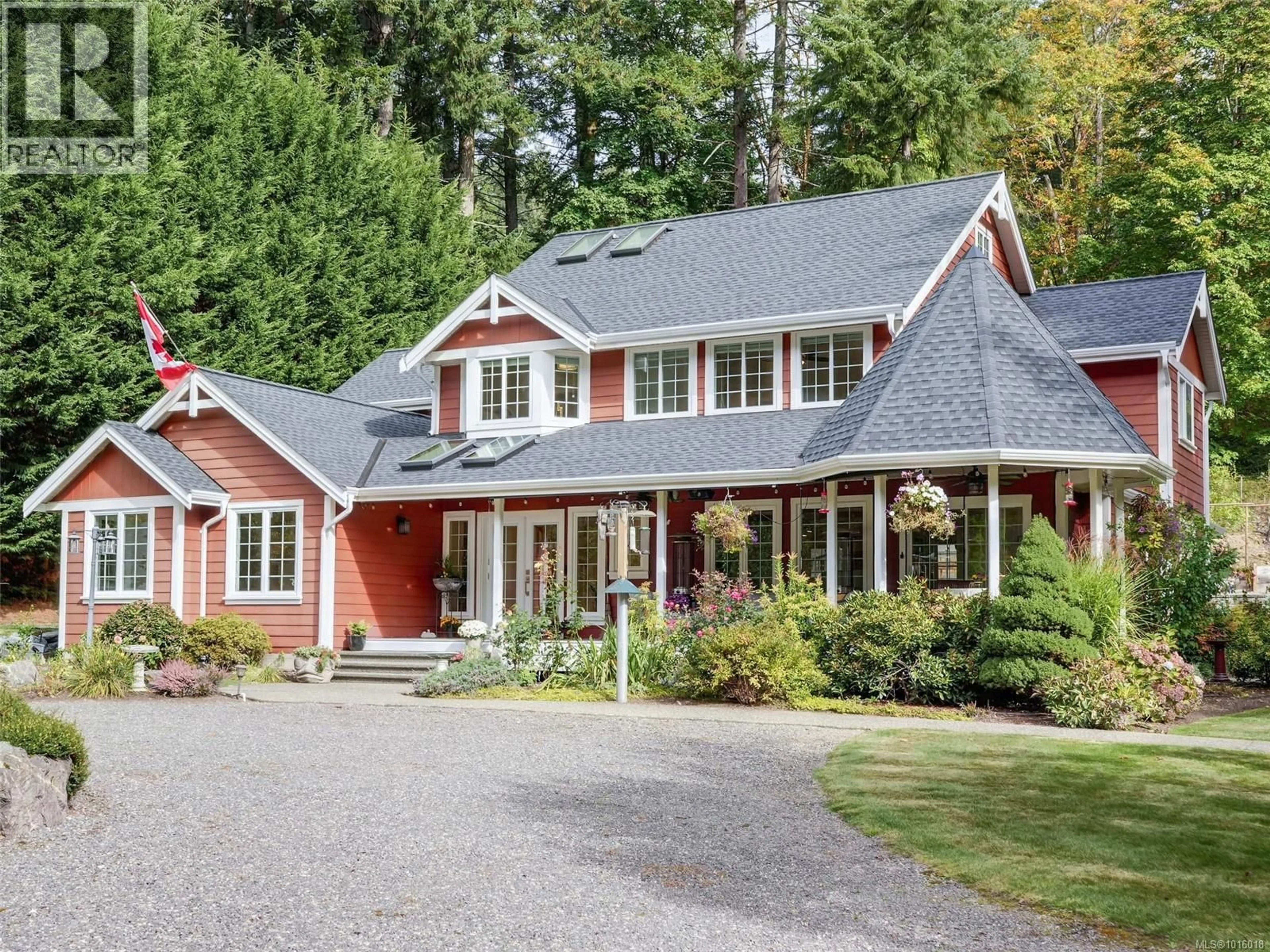 Home with vinyl exterior material, street for 6583 WALLACE DRIVE, Central Saanich British Columbia V8M1J8