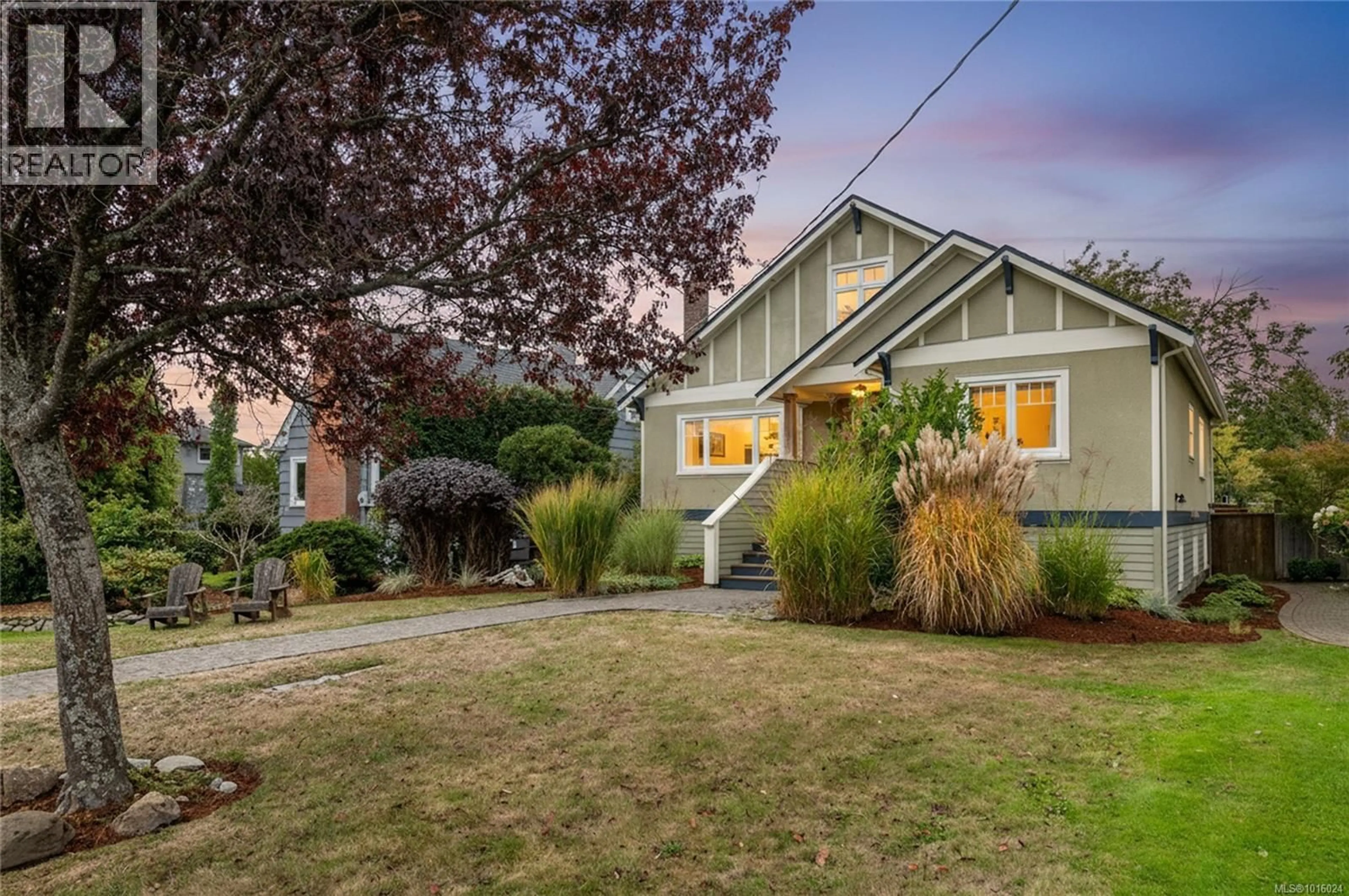 Unknown for 2709 BURDICK AVENUE, Oak Bay British Columbia V8R3L8