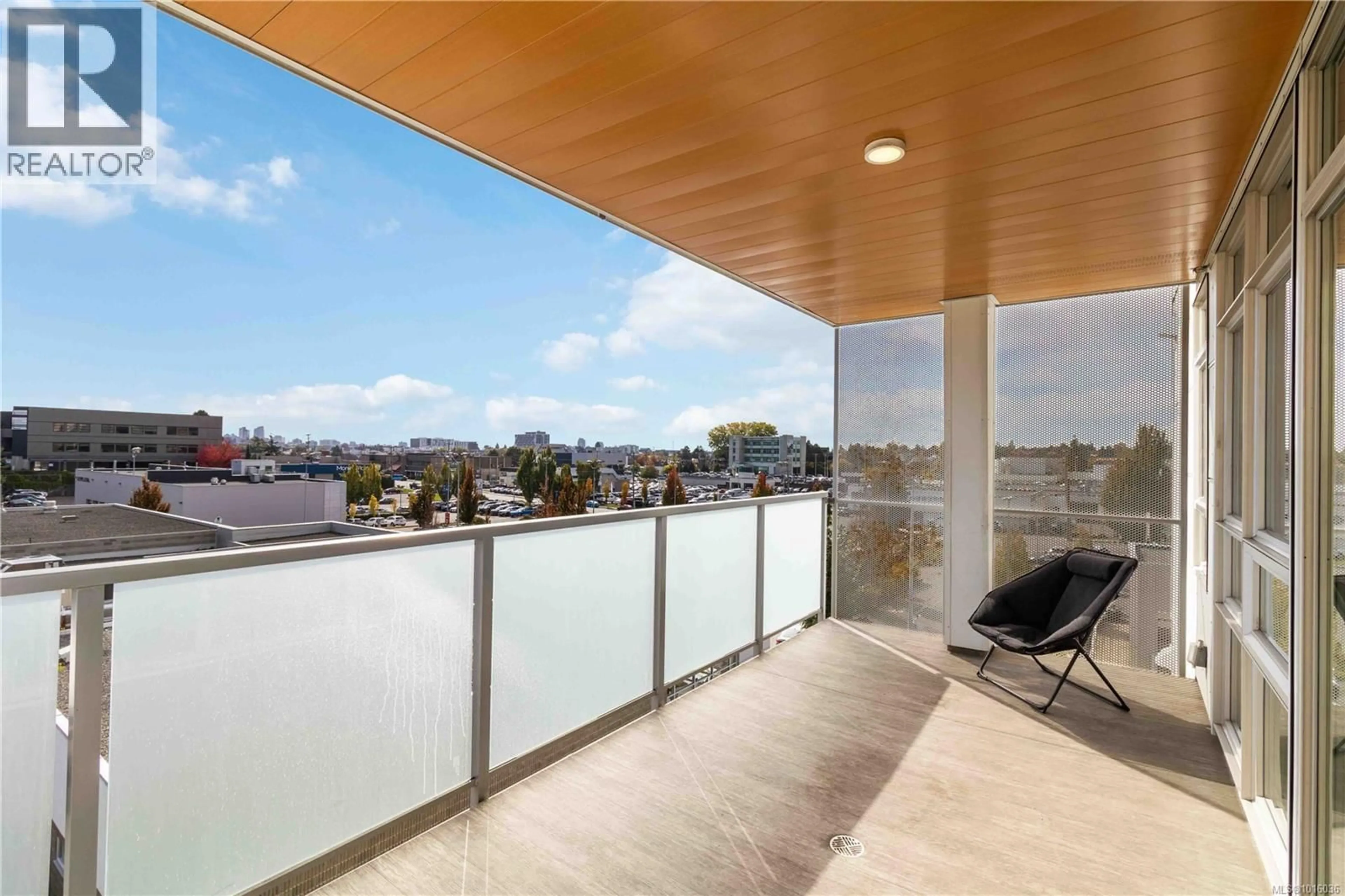Balcony in the apartment, unknown for 311 - 881 SHORT STREET, Saanich British Columbia V8P2L3