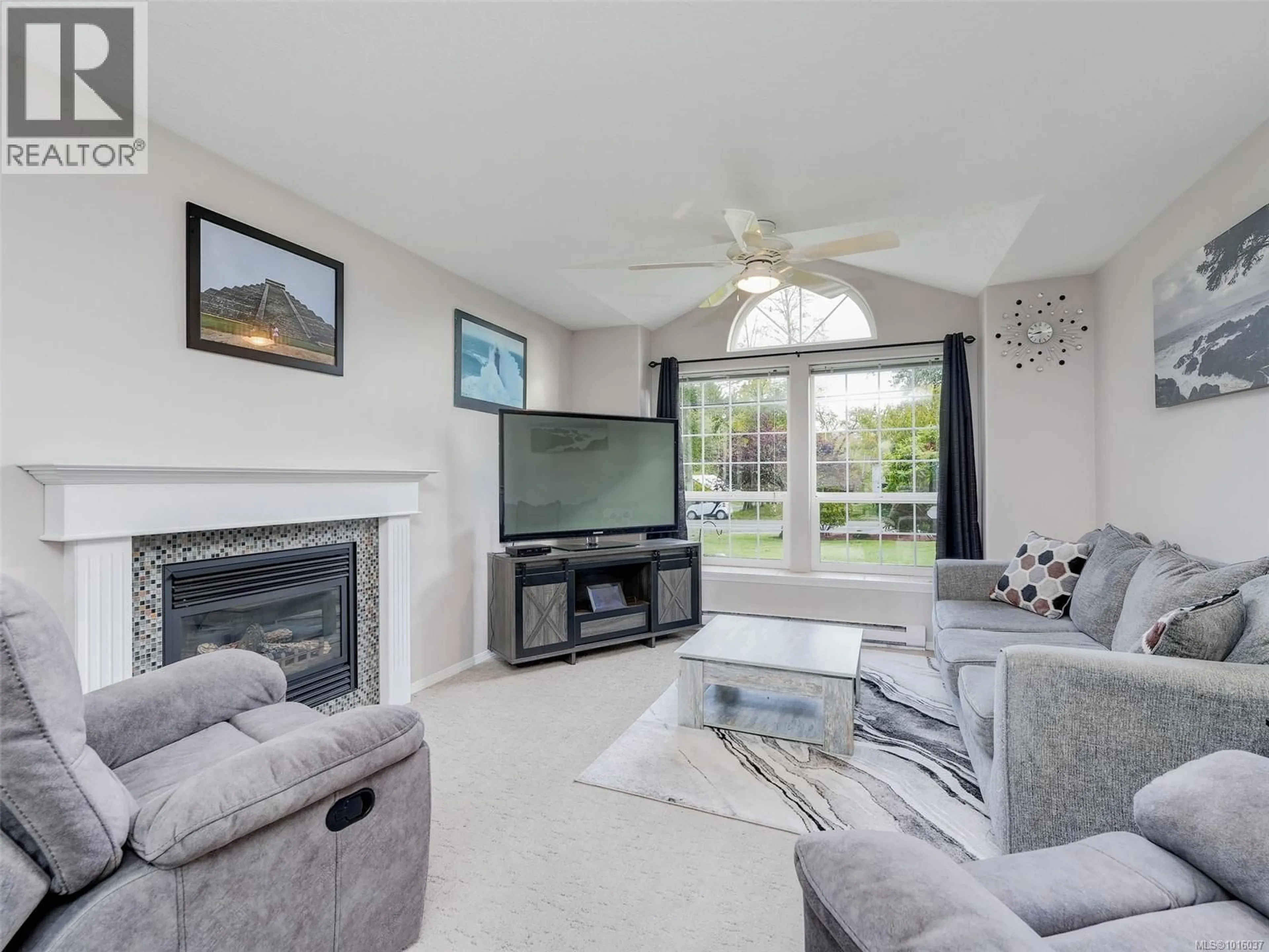 Living room with furniture, unknown for 1666 WHIFFIN SPIT ROAD, Sooke British Columbia V9Z0T8
