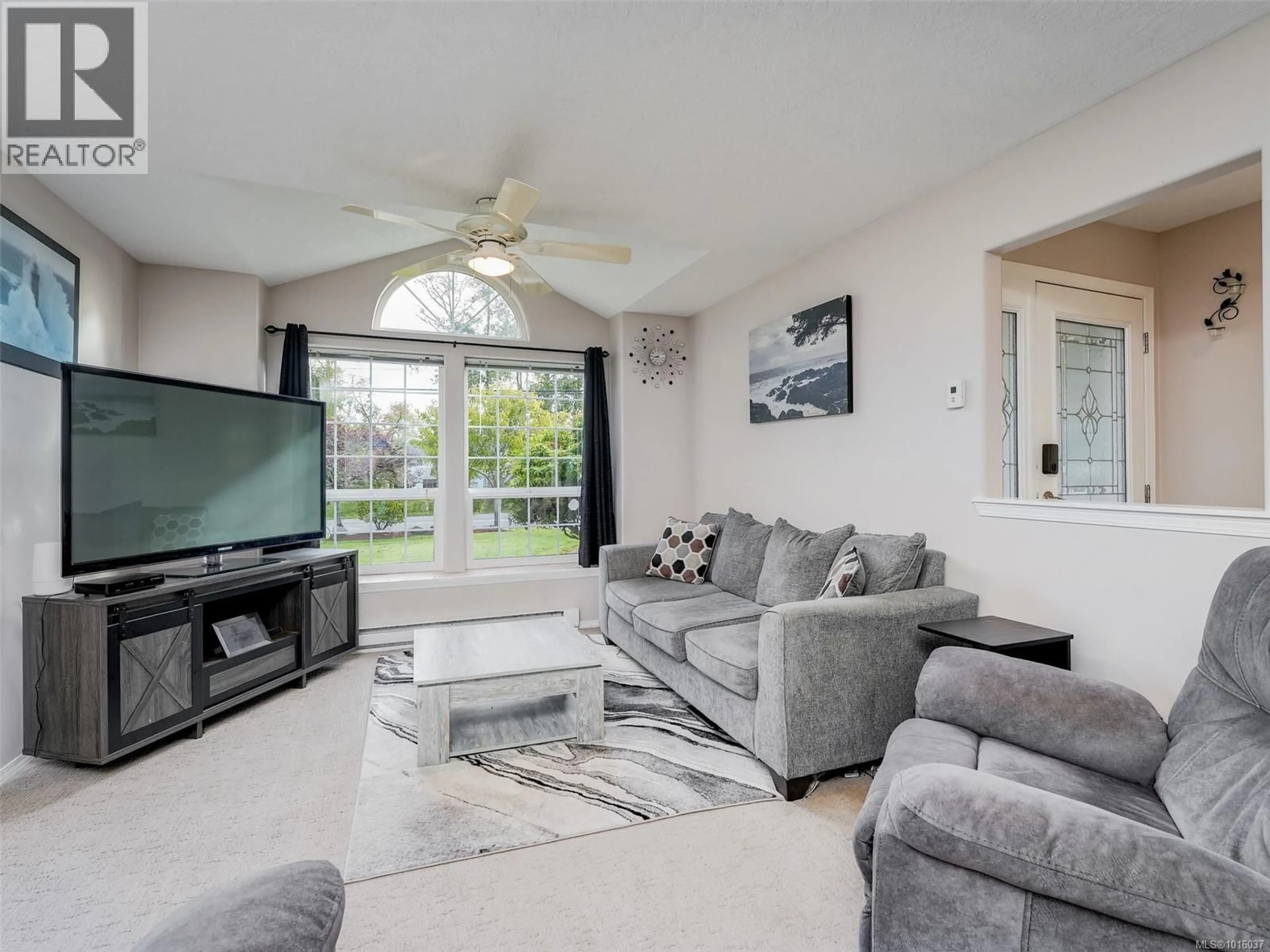 Living room with furniture, unknown for 1666 WHIFFIN SPIT ROAD, Sooke British Columbia V9Z0T8
