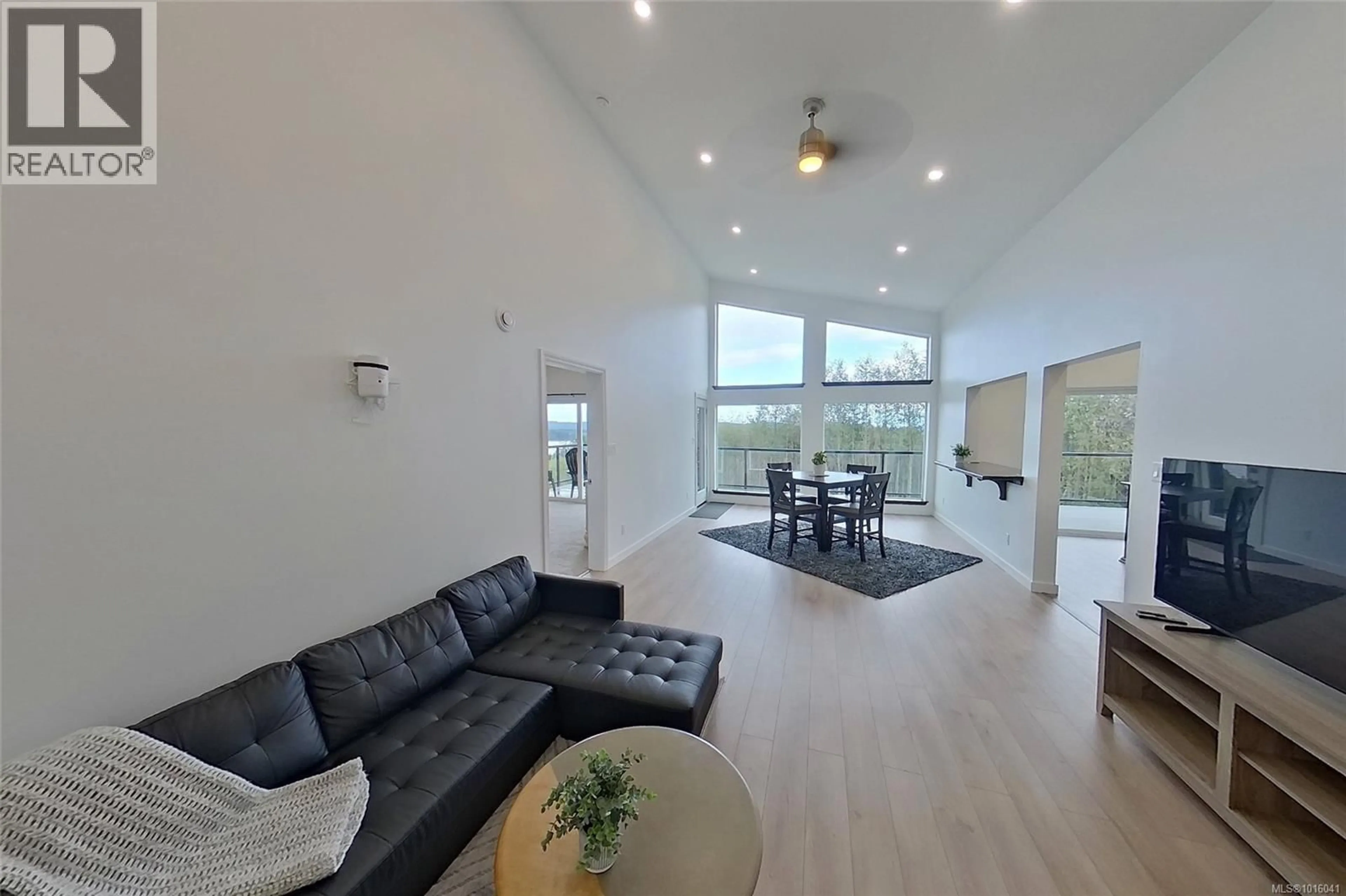 A pic of a room for 2087 PIONEER HILL DRIVE, Port McNeill British Columbia V0N2R0