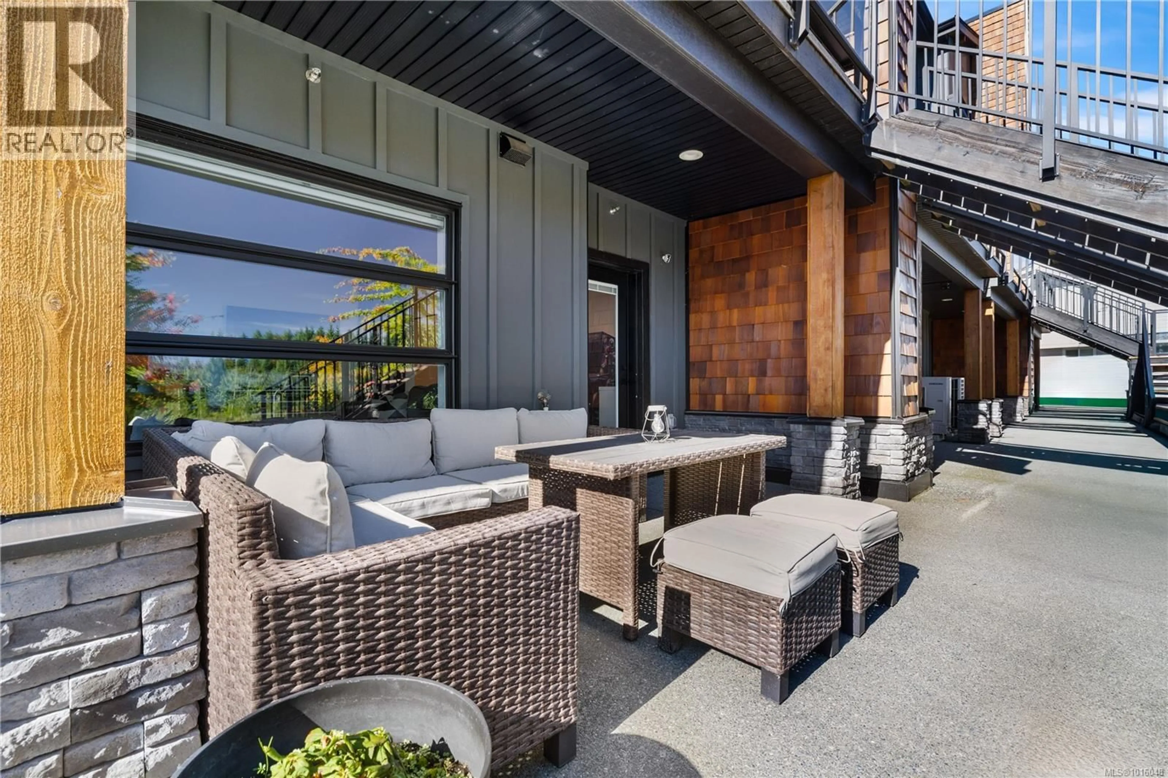 Patio, water/lake/river/ocean view for 7 - 3016 ALDER STREET SOUTH, Campbell River British Columbia V9H0E5