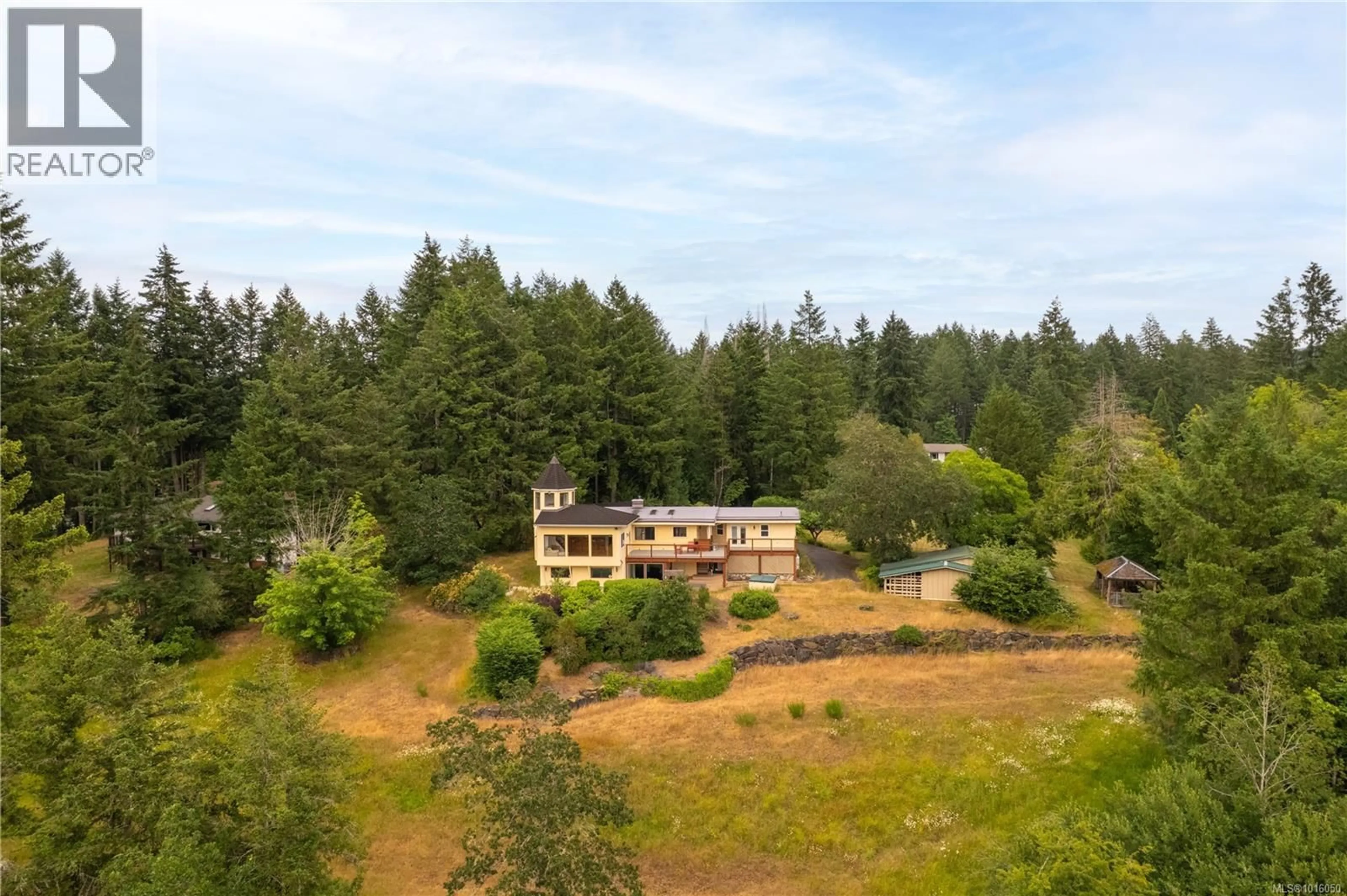 A pic from outside/outdoor area/front of a property/back of a property/a pic from drone, unknown for 2439 CALAIS ROAD, Duncan British Columbia V9L5V5