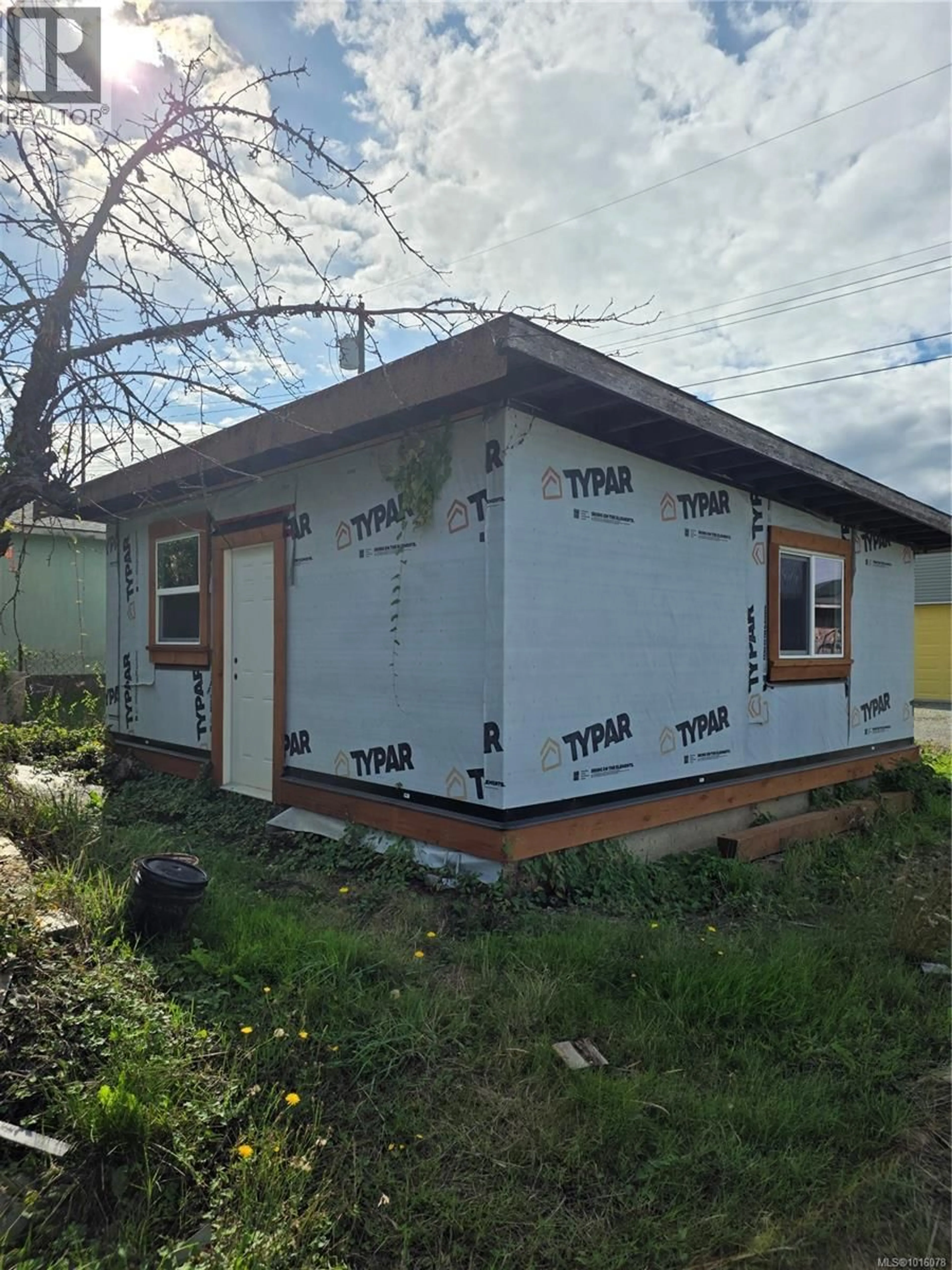 Home with vinyl exterior material, building for 3218 7TH AVENUE, Port Alberni British Columbia V9Y4N2