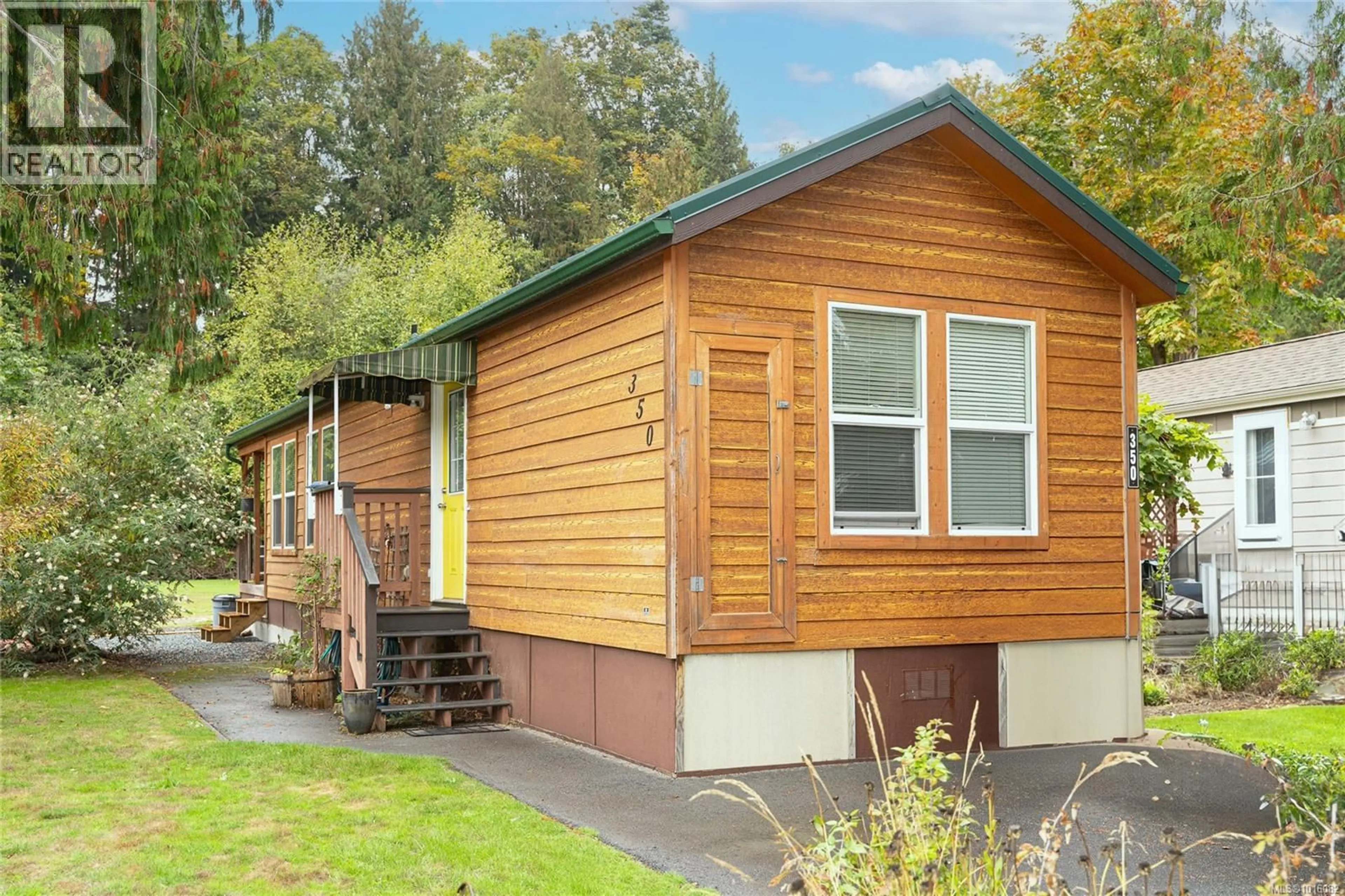 Home with vinyl exterior material, street for 350 - 3042 RIVER ROAD, Chemainus British Columbia V0R1K3