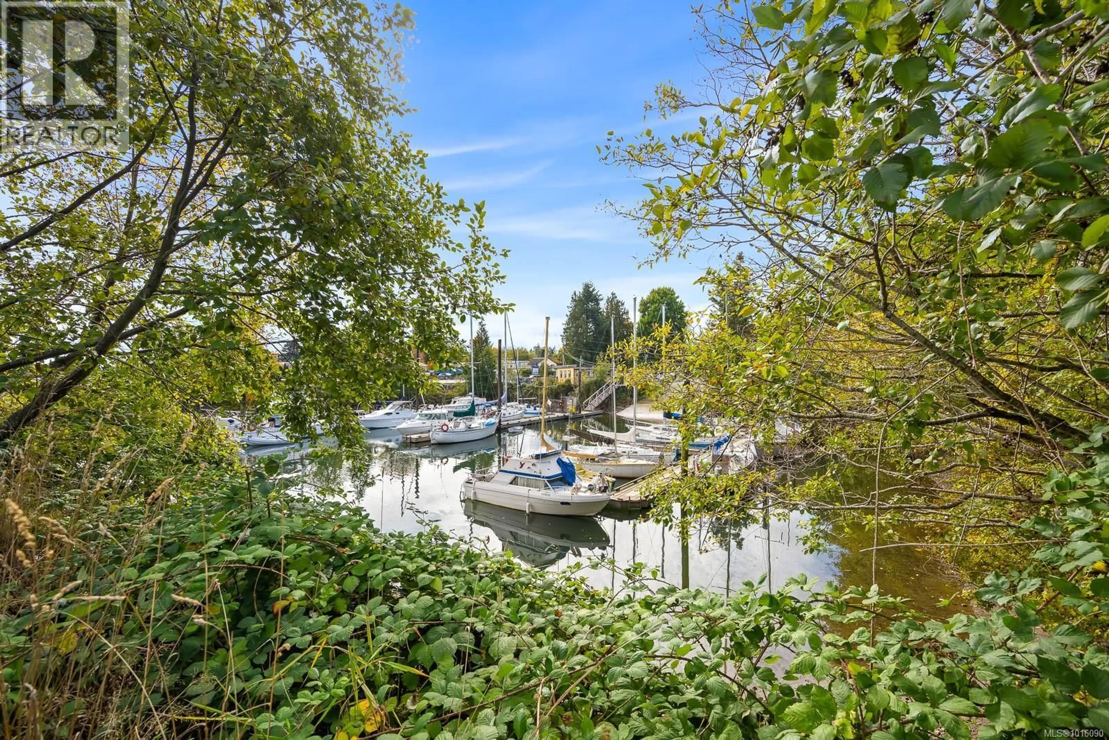 A pic from outside/outdoor area/front of a property/back of a property/a pic from drone, water/lake/river/ocean view for 24 - 119 20TH STREET, Courtenay British Columbia V9N8B1