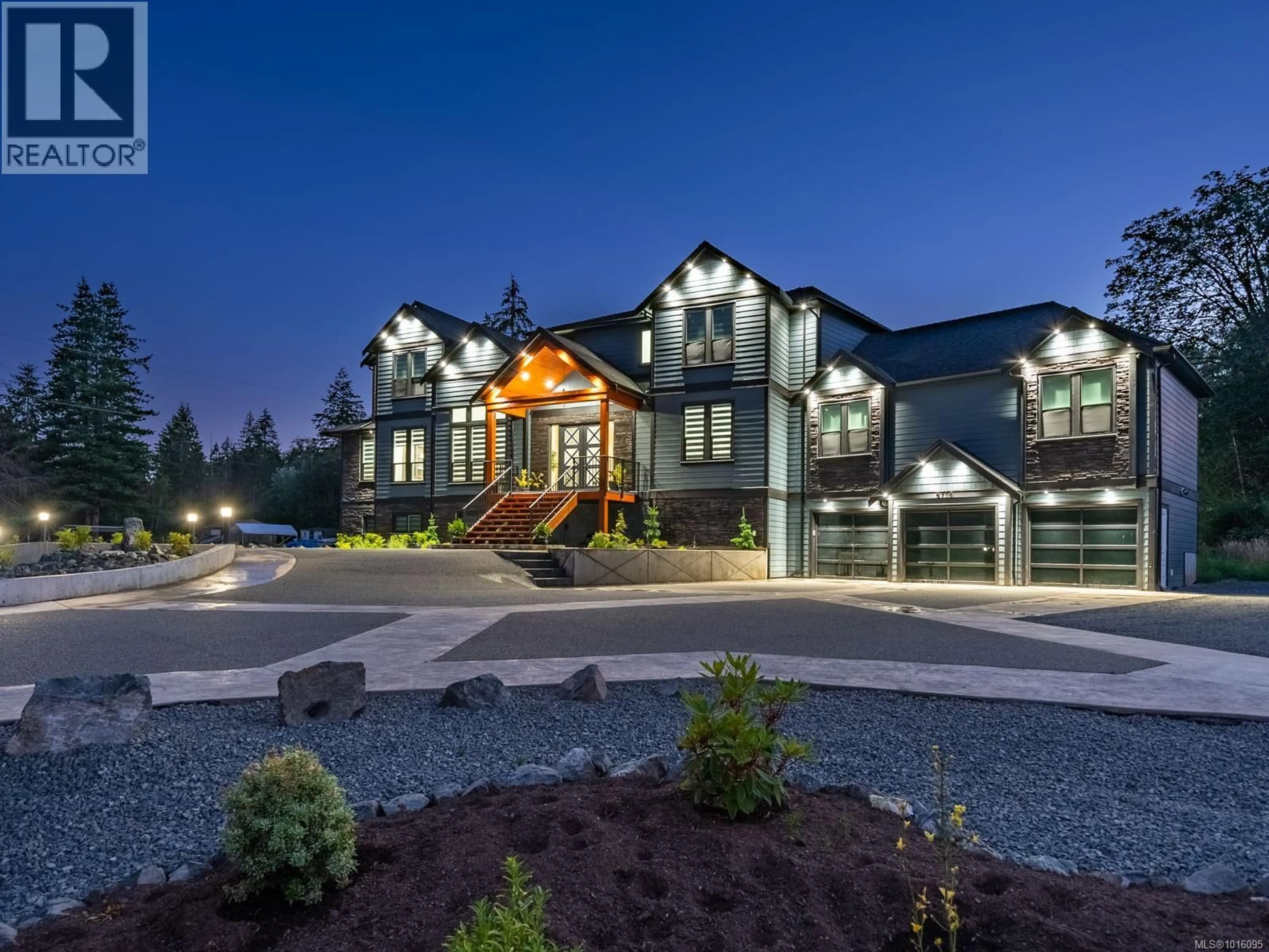 Indoor foyer for 6118 COTTAM ROAD, Port Alberni British Columbia V9Y8R9