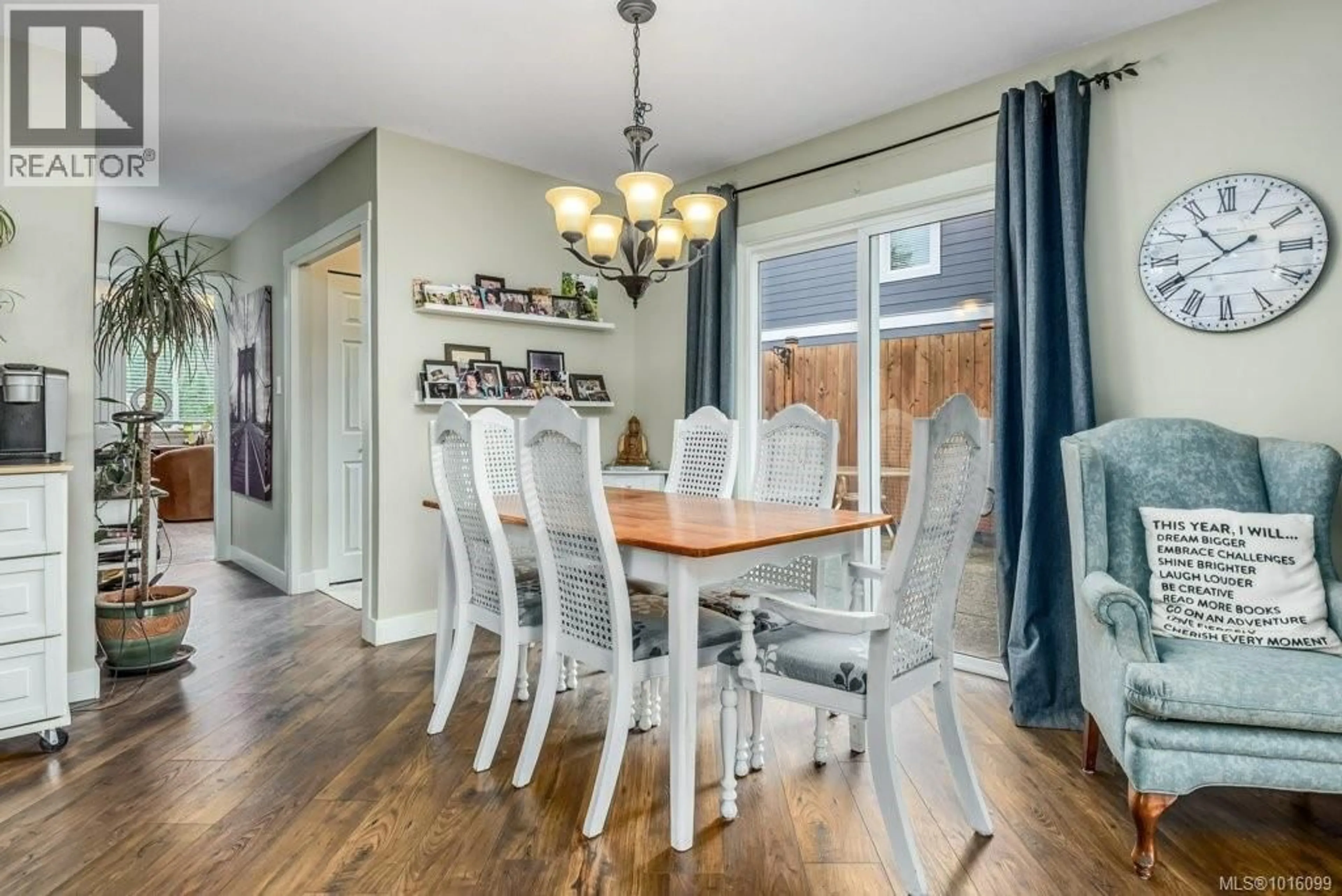 Dining room, wood/laminate floor for B - 1750 15TH STREET, Courtenay British Columbia V9N2C2