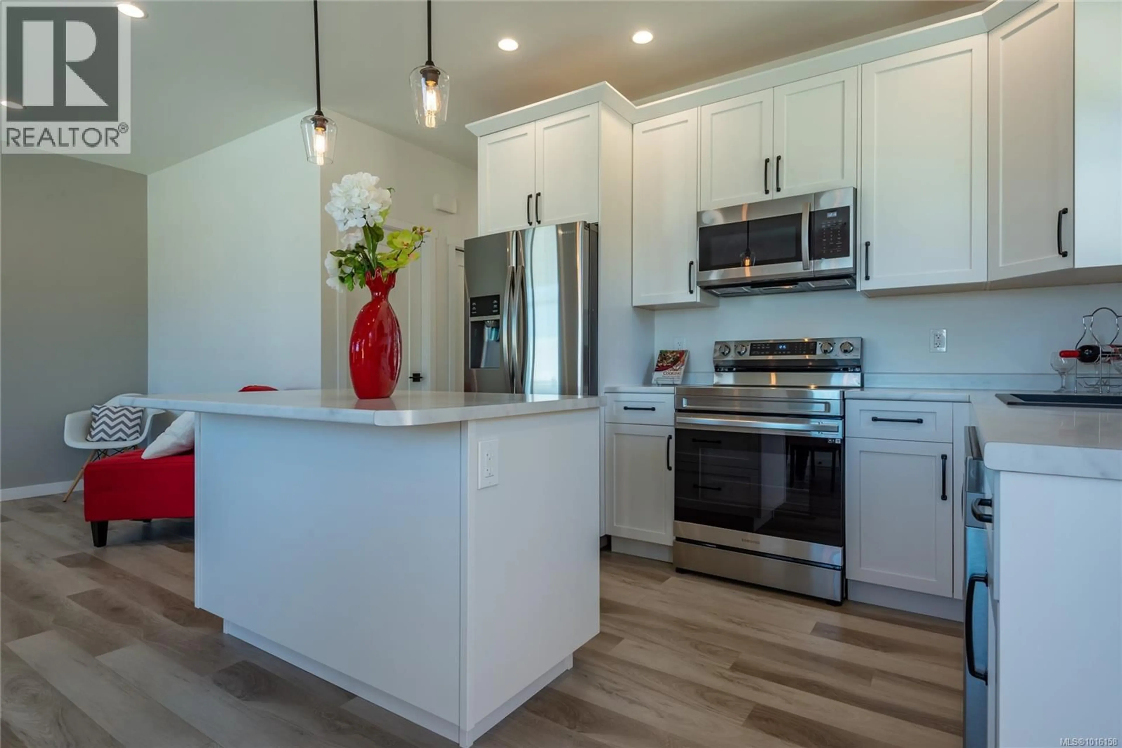 Open concept kitchen, unknown for B - 1025 9TH AVENUE, Campbell River British Columbia V9W4C3