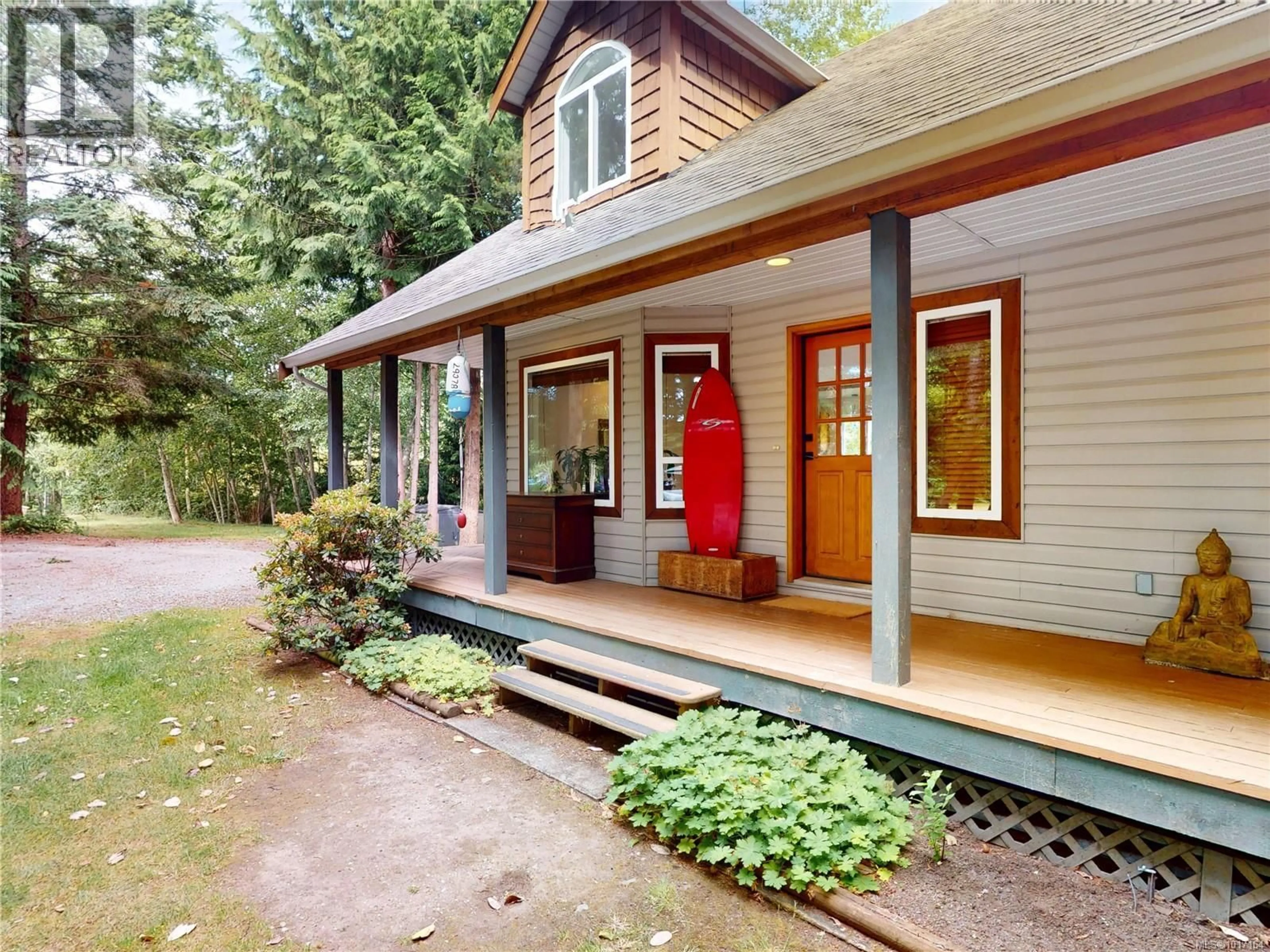 Home with vinyl exterior material, street for 2126 WINFIELD DRIVE, Sooke British Columbia V9Z0N1