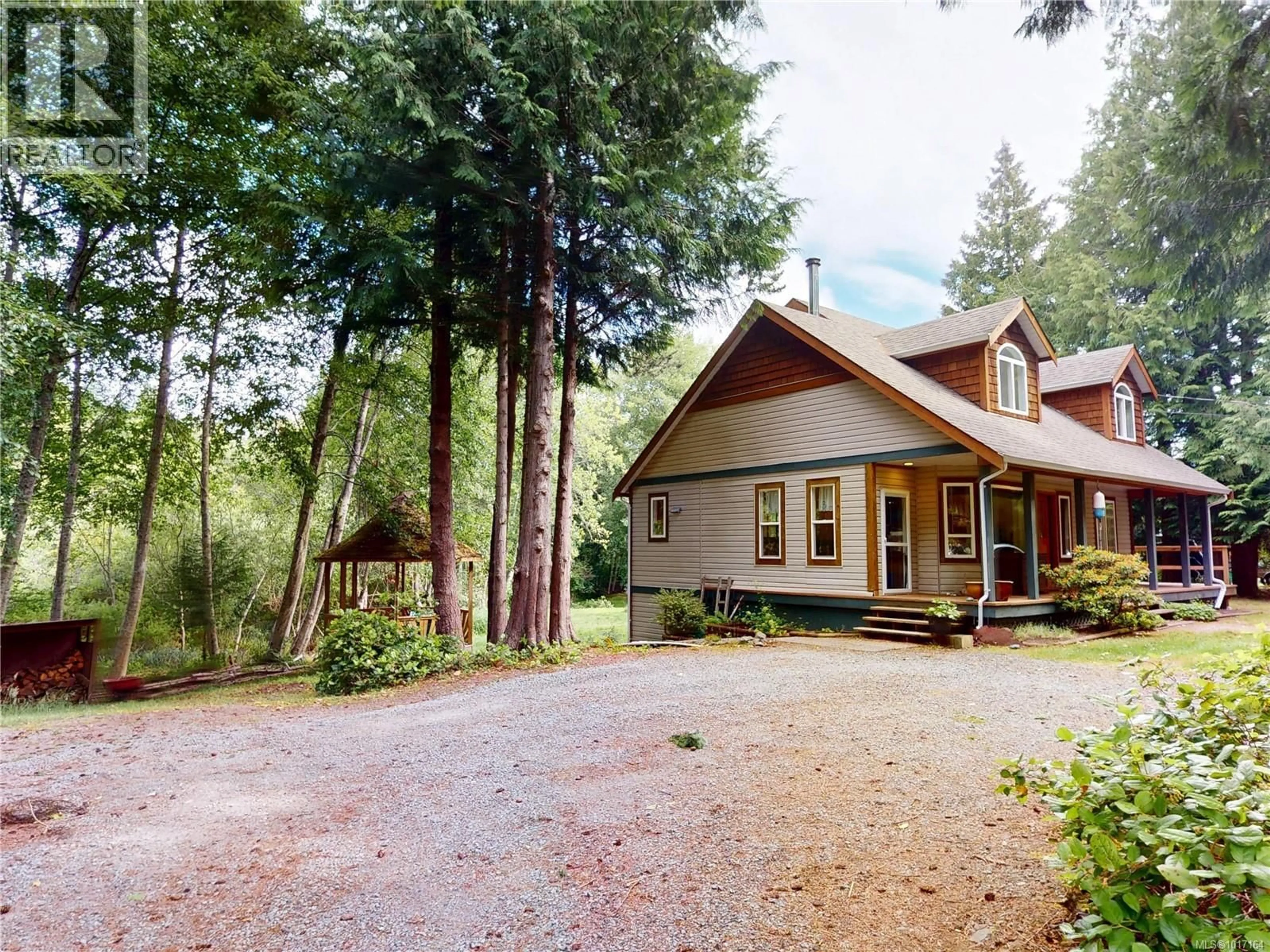 Home with vinyl exterior material, unknown for 2126 WINFIELD DRIVE, Sooke British Columbia V9Z0N1