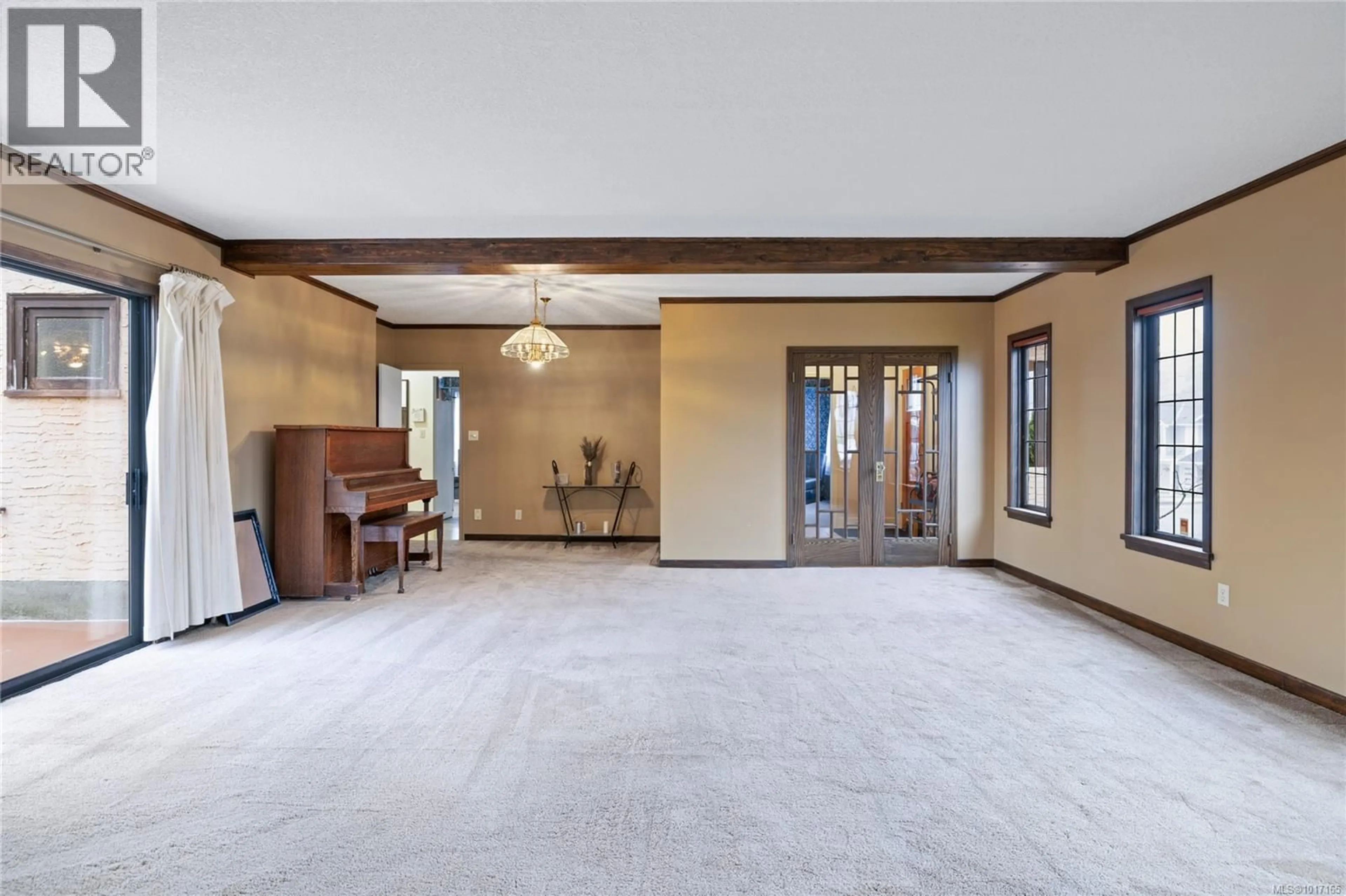 Indoor foyer for 3084 11TH AVENUE, Port Alberni British Columbia V9Y2R2