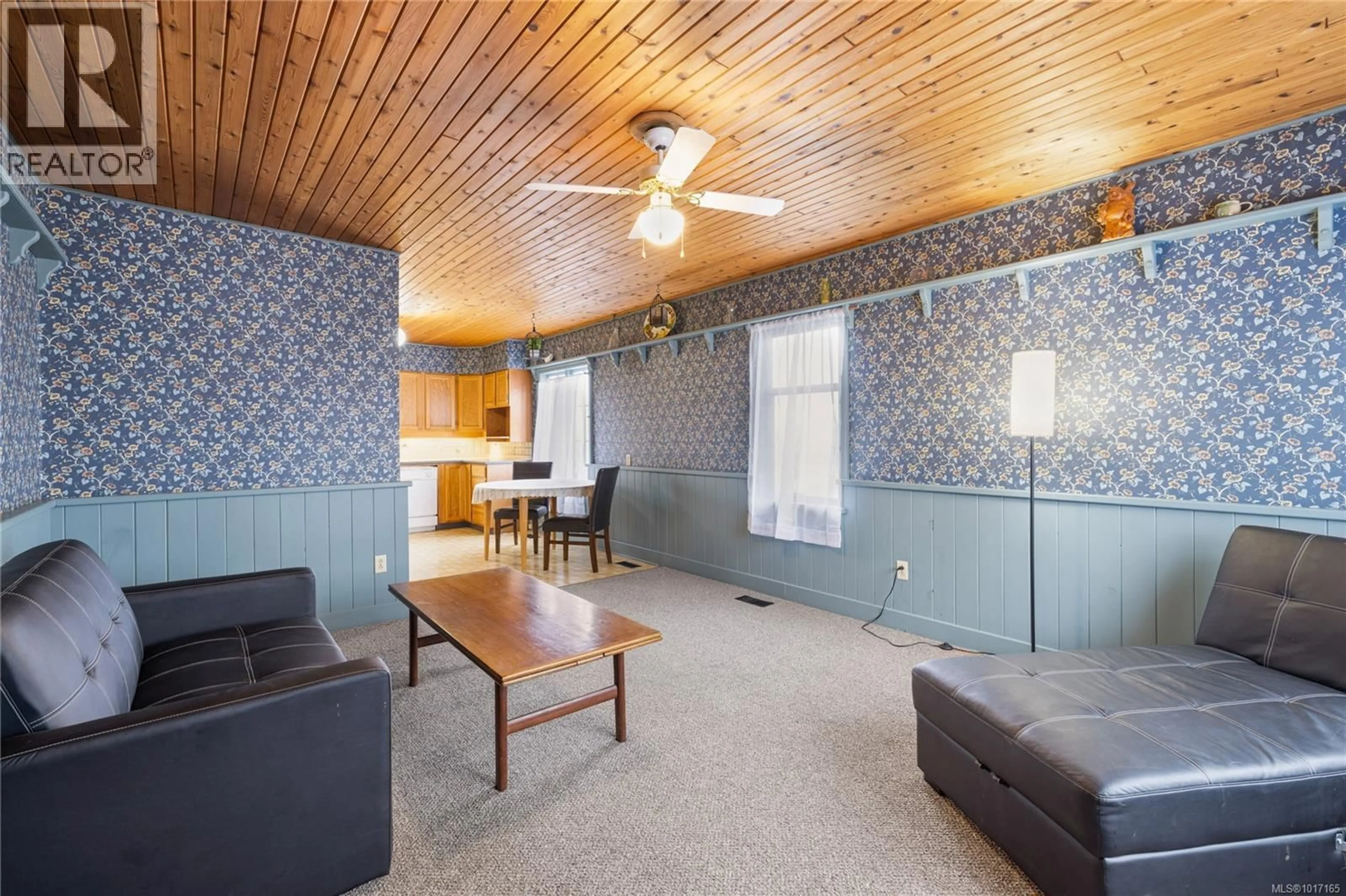 Living room with furniture, unknown for 3084 11TH AVENUE, Port Alberni British Columbia V9Y2R2