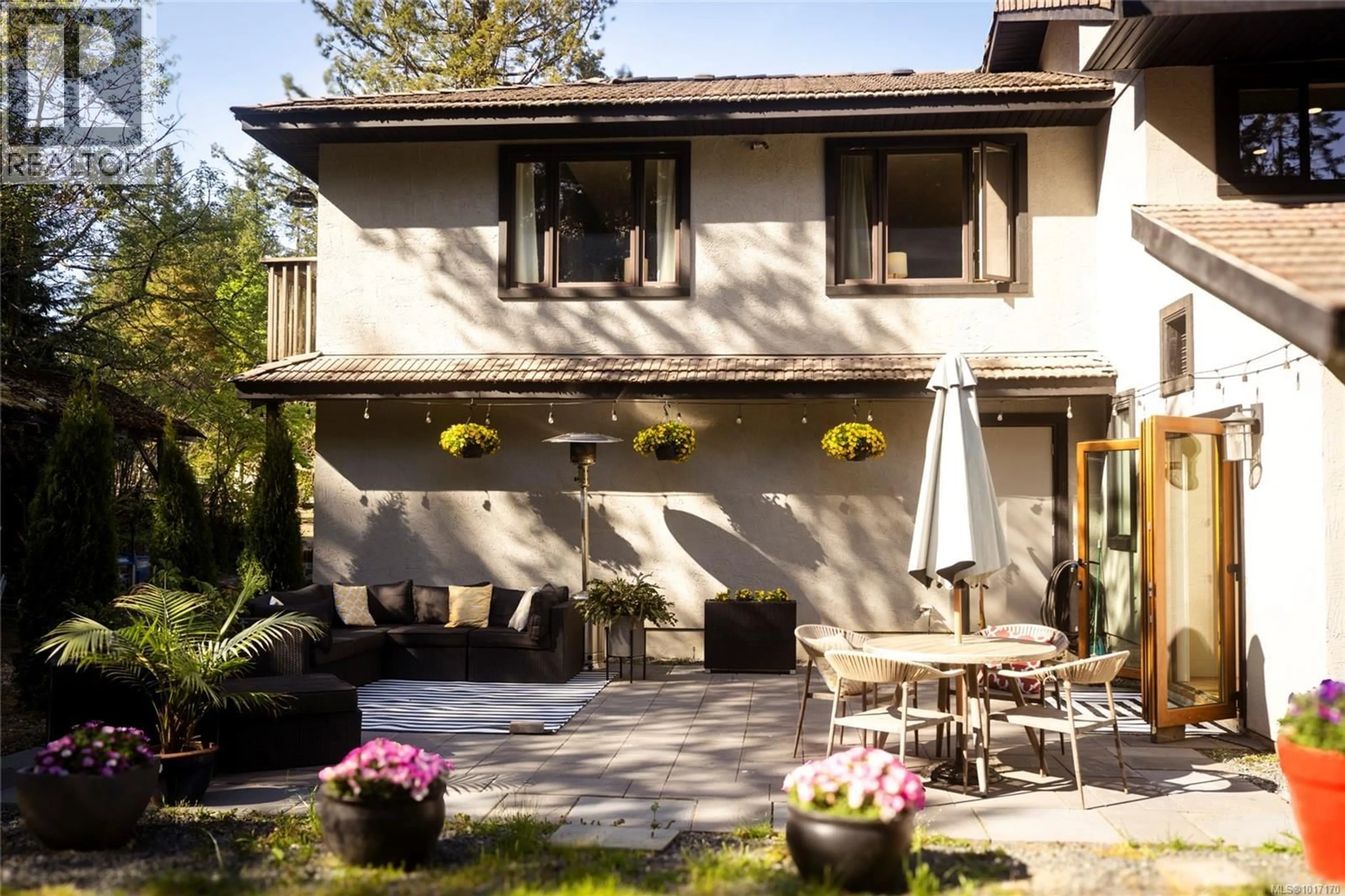 Patio, street for 6866 DOUMONT ROAD, Nanaimo British Columbia V9T6G9