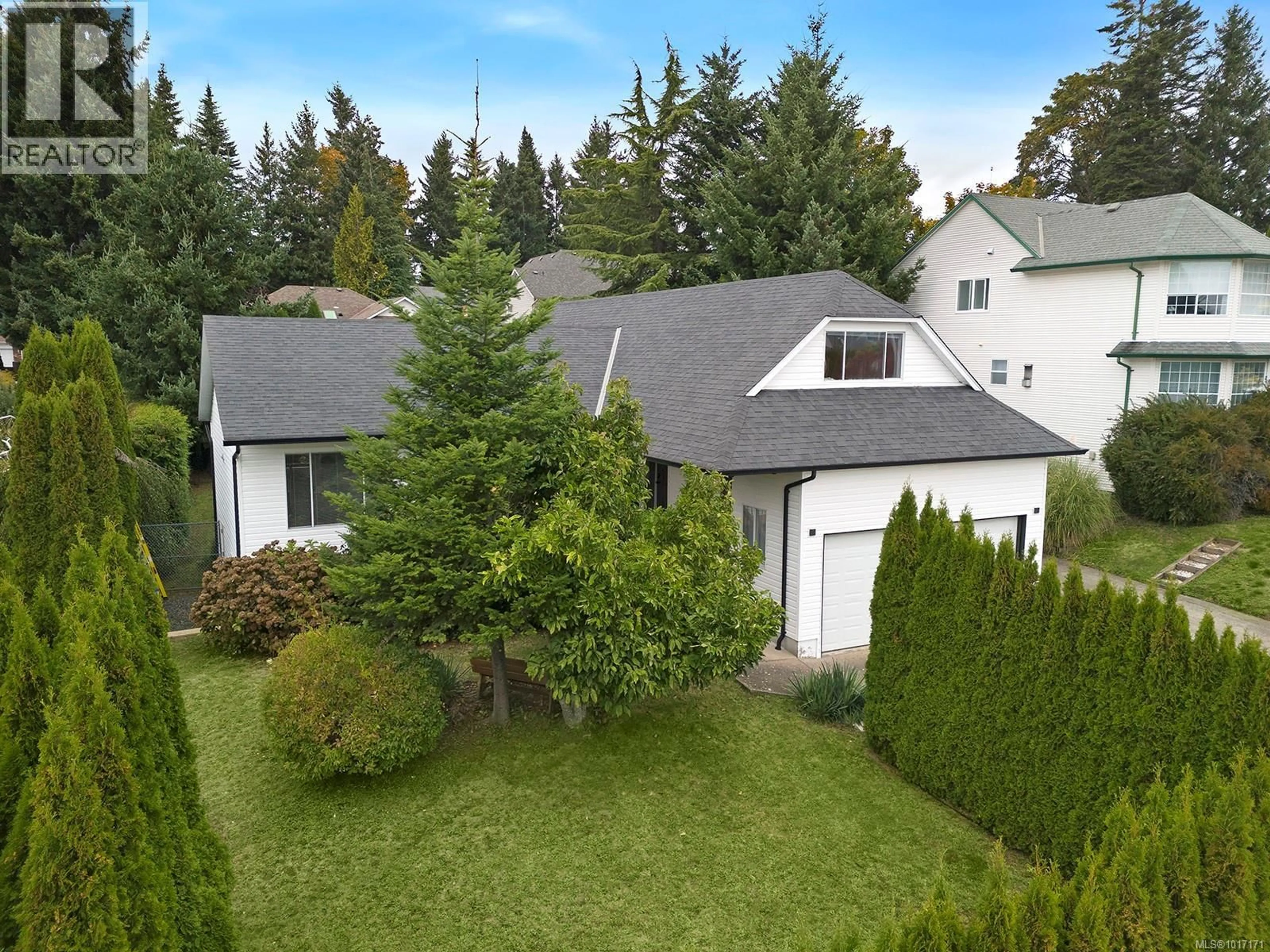 A pic from outside/outdoor area/front of a property/back of a property/a pic from drone, street for 1327 MALAHAT DRIVE, Courtenay British Columbia V9N8B2