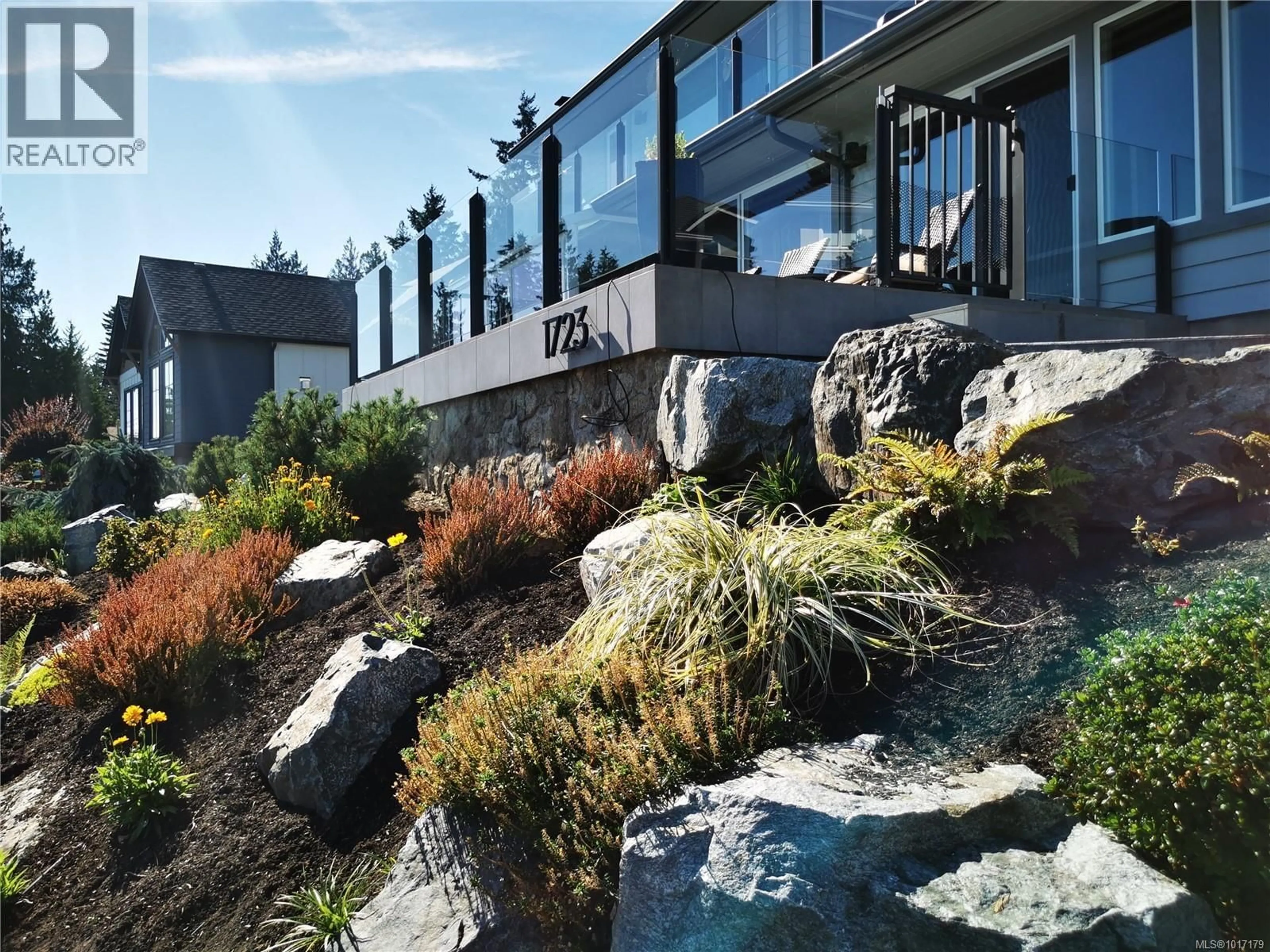 Patio, unknown for 1723 MAYNEVIEW TERRACE, North Saanich British Columbia V8L4L5