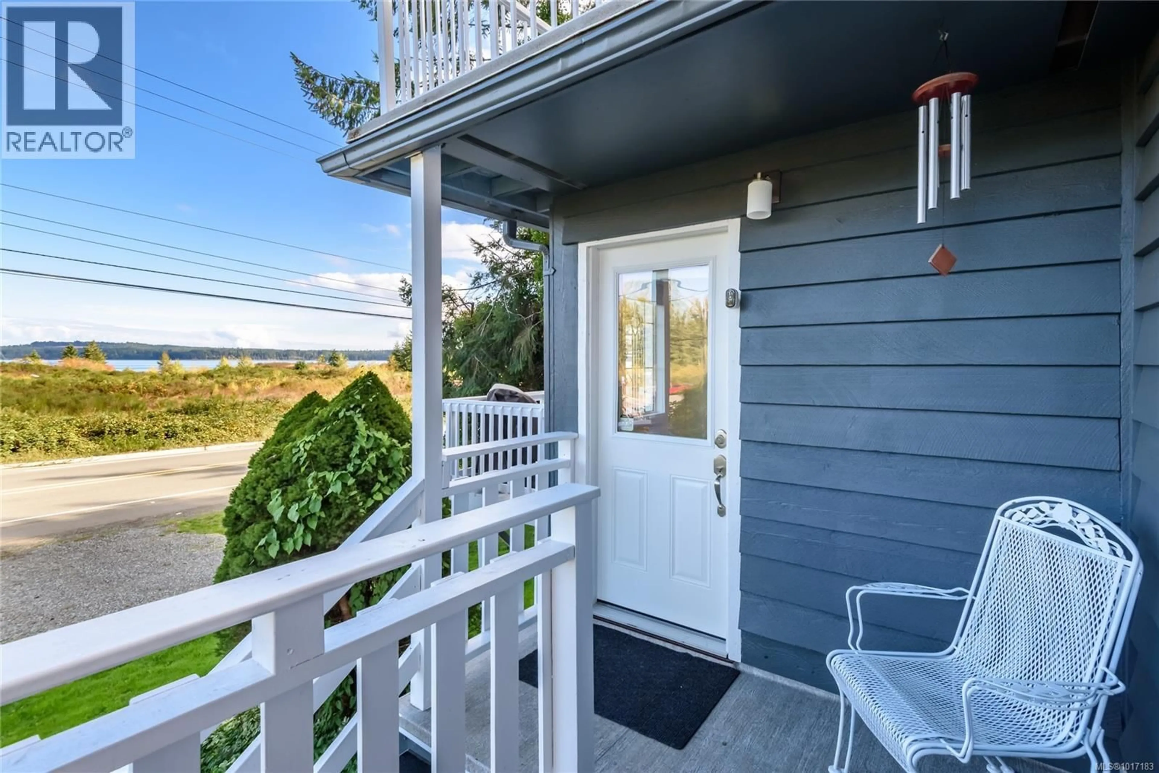 Patio, water/lake/river/ocean view for 5429 ISLAND HIGHWAY, Union Bay British Columbia V0R3B0