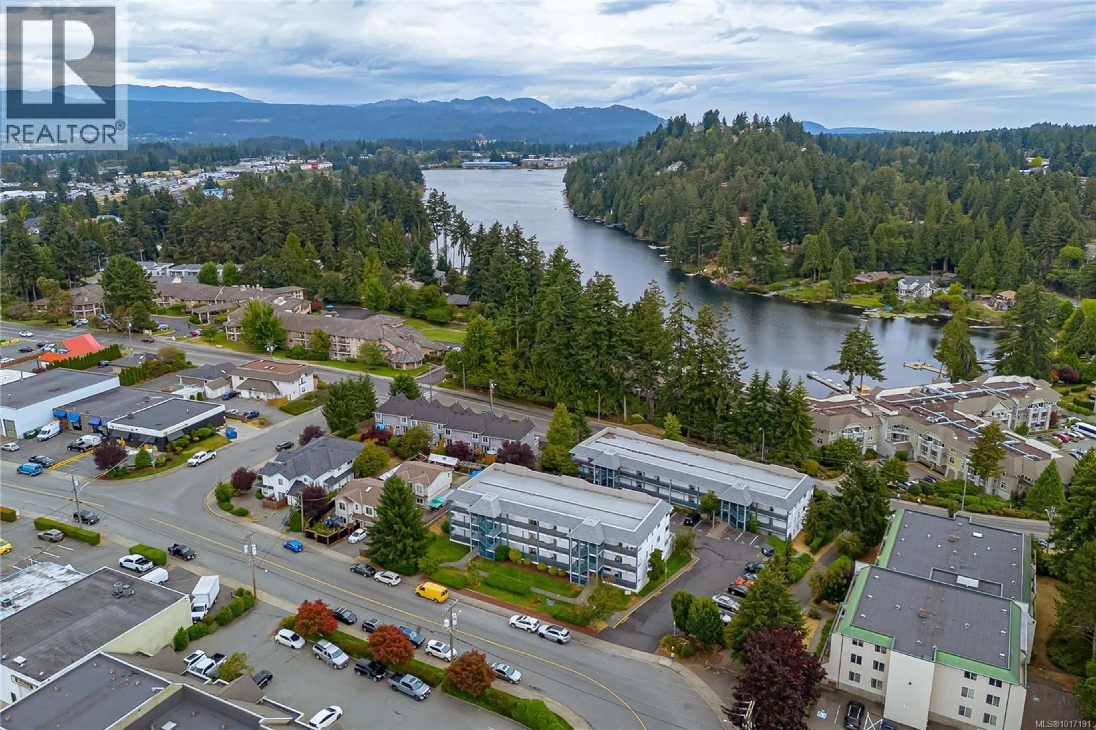 A pic from outside/outdoor area/front of a property/back of a property/a pic from drone, water/lake/river/ocean view for 203 - 3087 BARONS ROAD, Nanaimo British Columbia V9T3Y8
