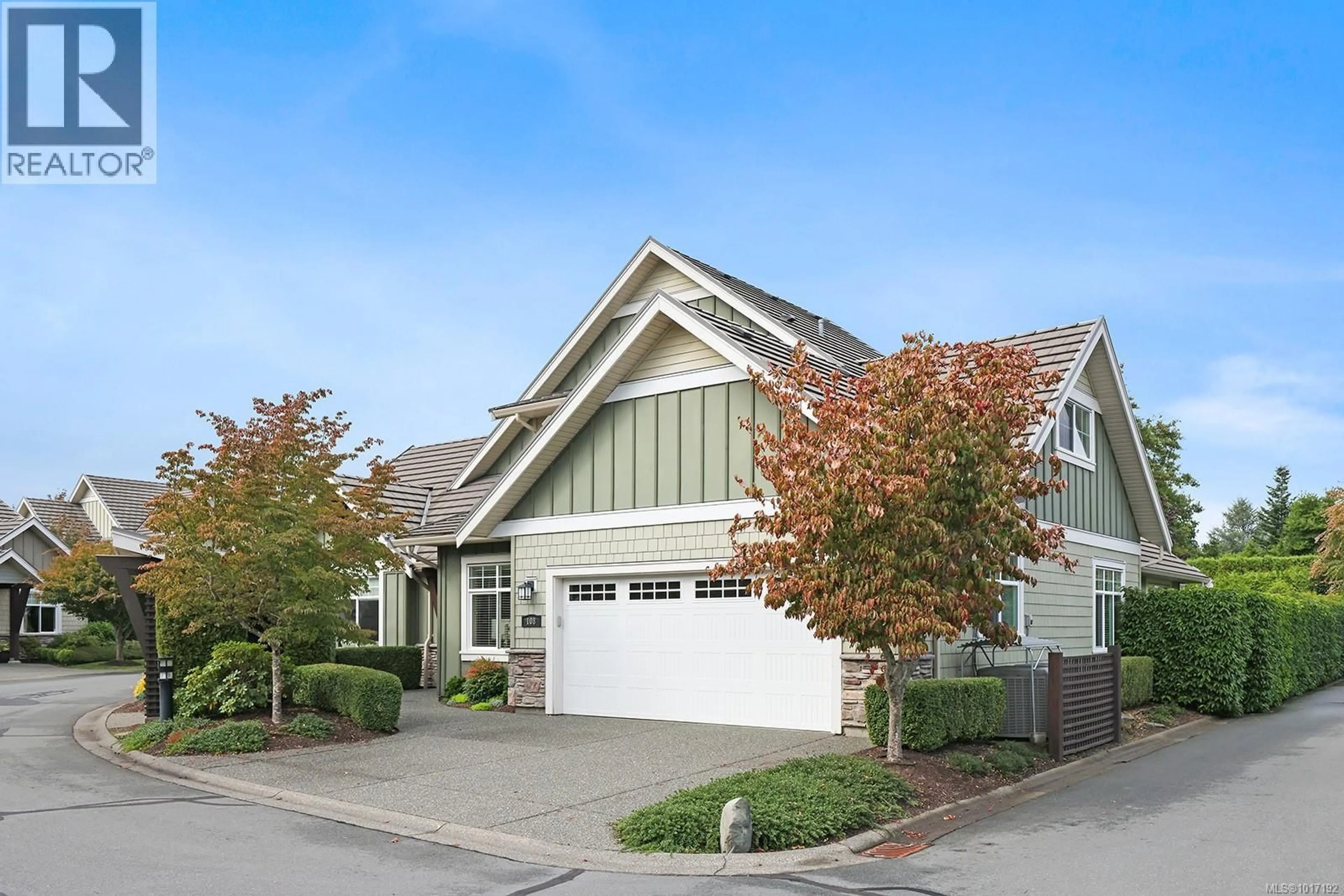 Home with vinyl exterior material, street for 108 - 1055 CROWN ISLE DRIVE, Courtenay British Columbia V9N0A5