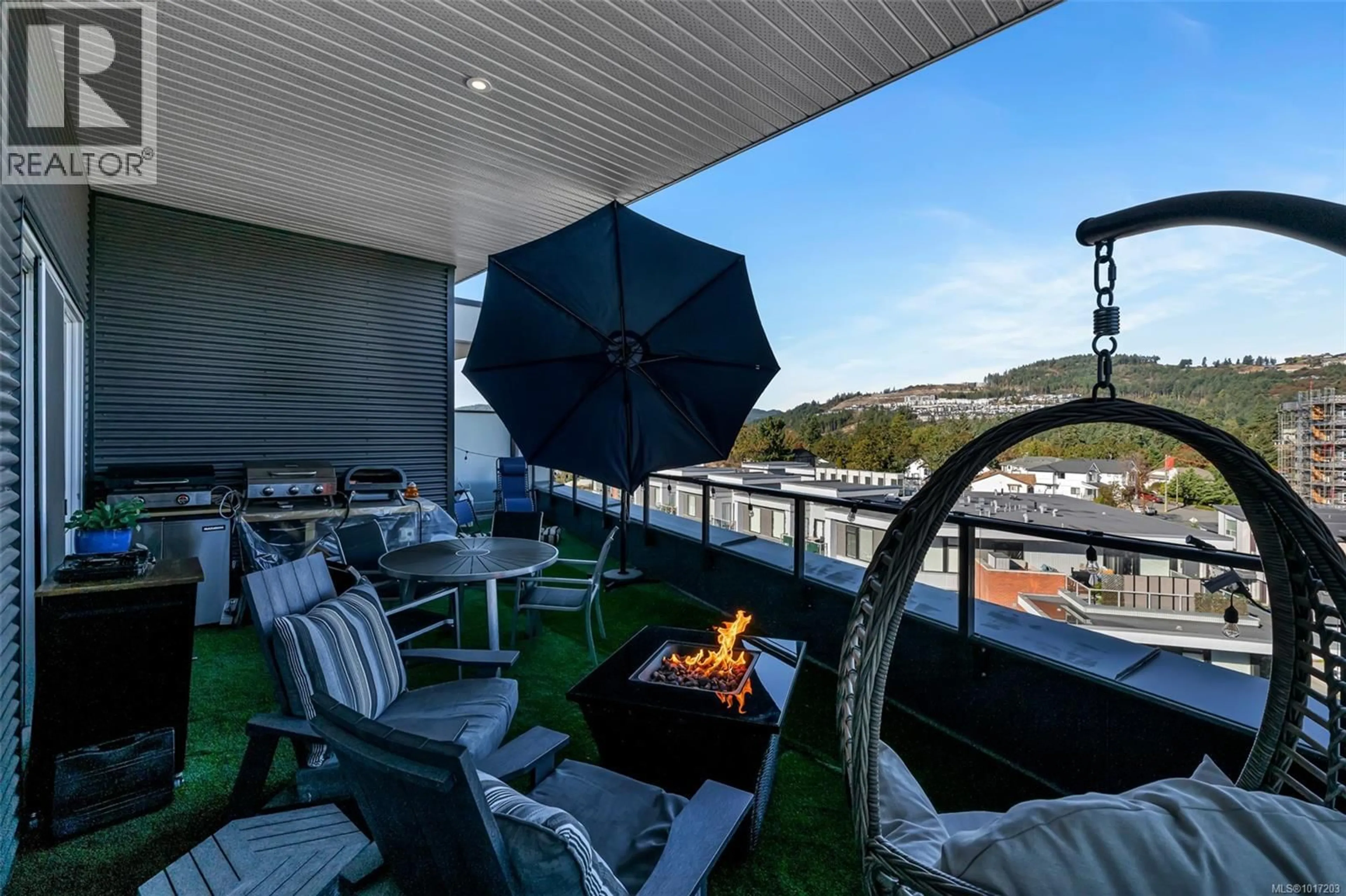 Patio, water/lake/river/ocean view for 608 - 947 WHIRLAWAY CRESCENT, Langford British Columbia V9B6W6