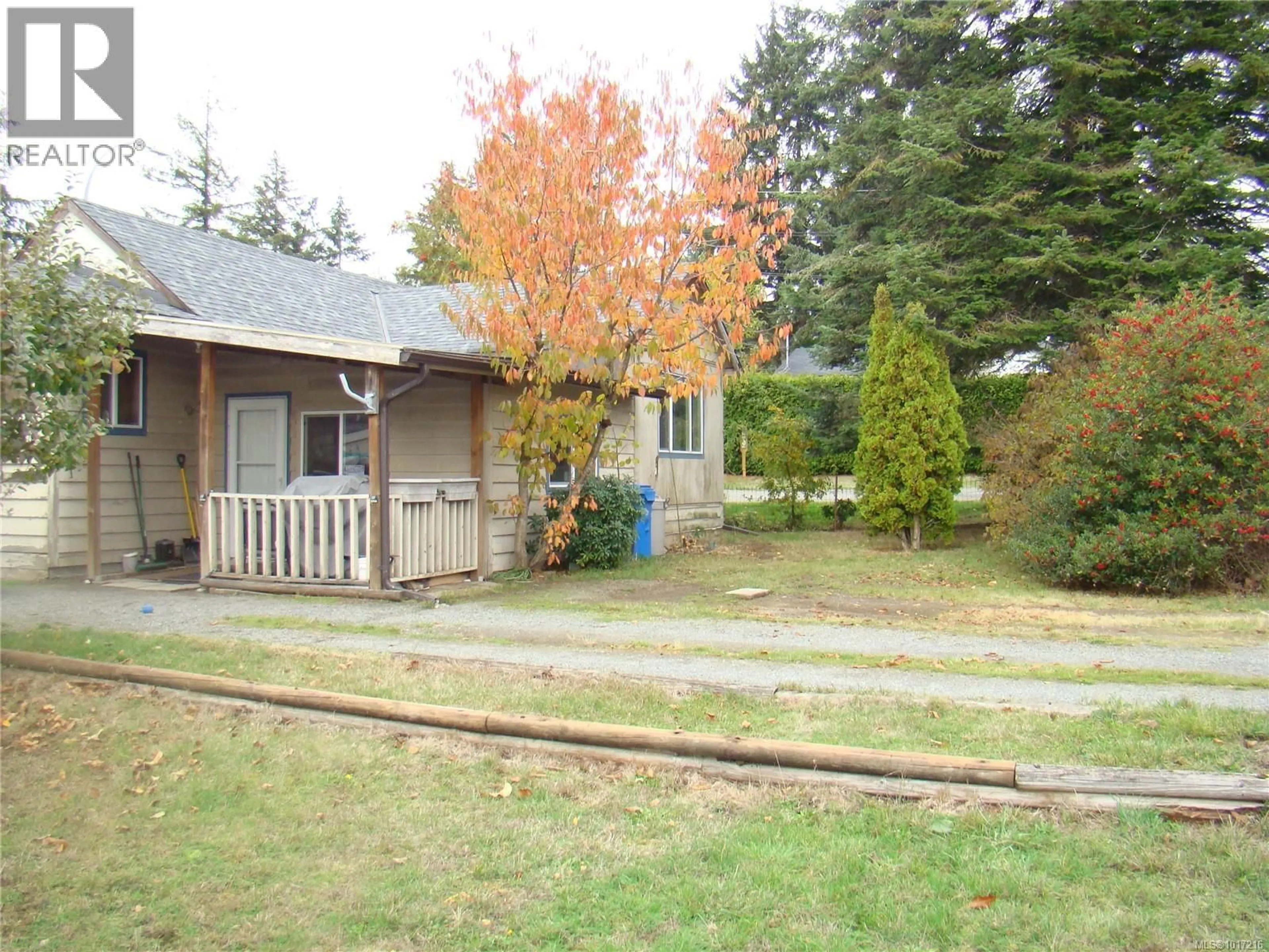 A pic from outside/outdoor area/front of a property/back of a property/a pic from drone, street for 2987 105TH STREET, Nanaimo British Columbia V9T2E9