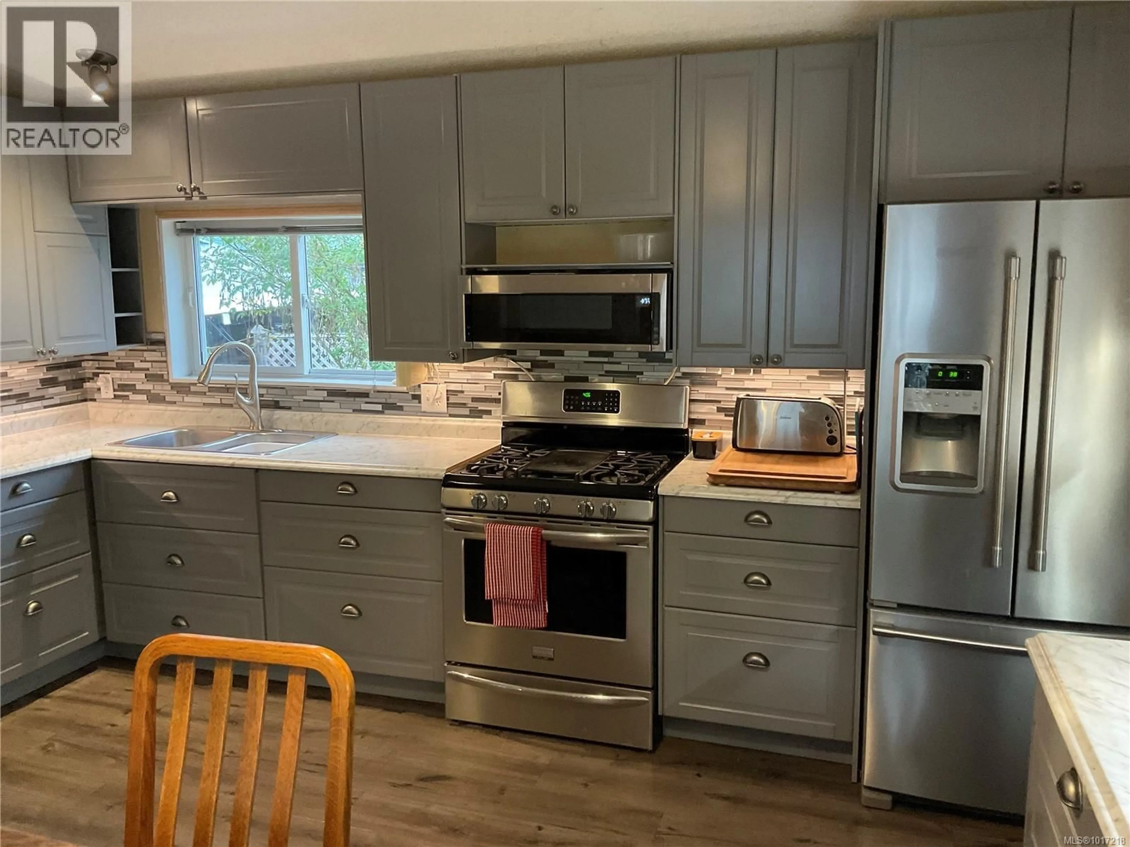 Open concept kitchen, unknown for 4014 ELK DRIVE, Woss British Columbia V0N3P0