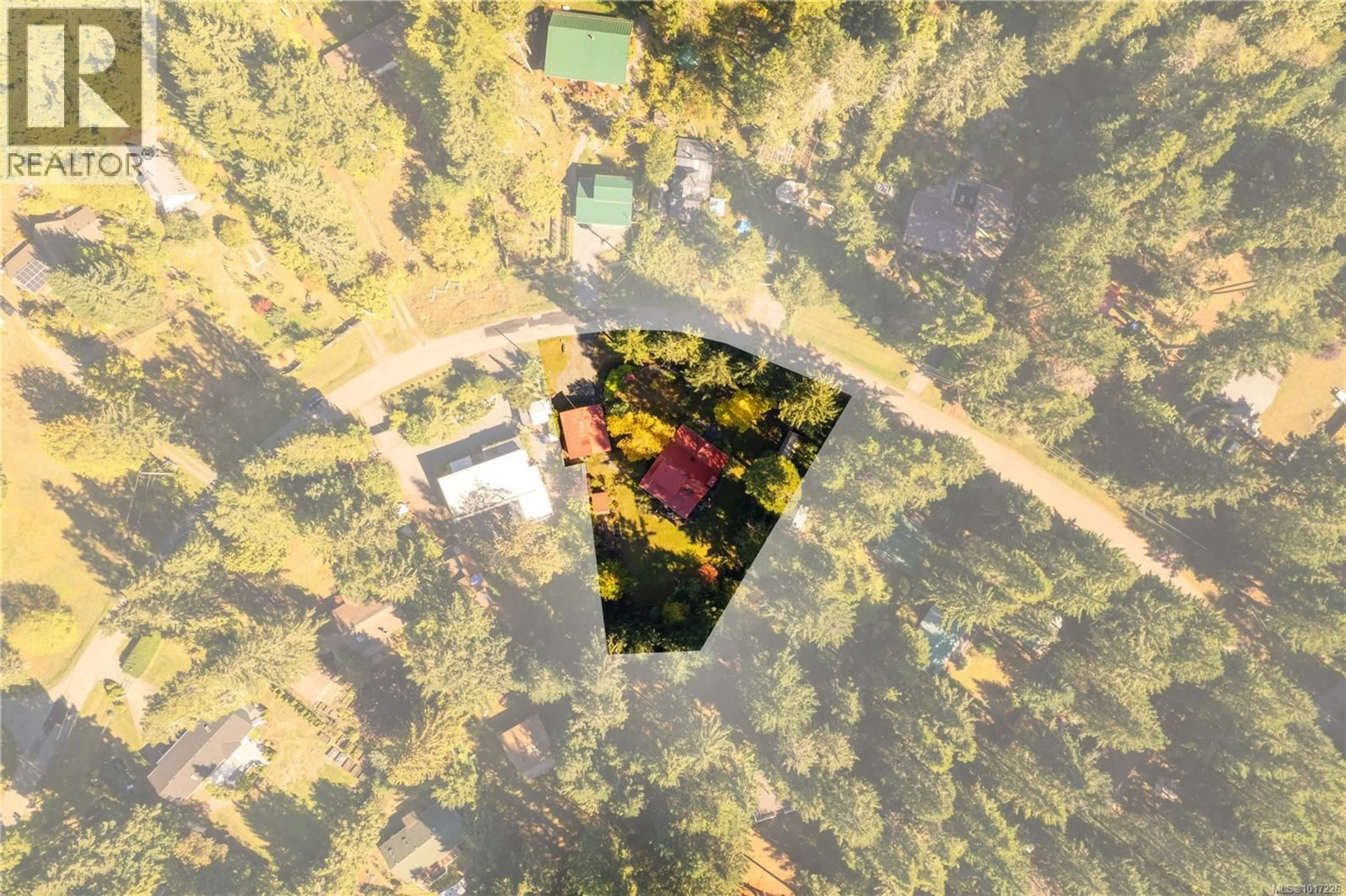 A pic from outside/outdoor area/front of a property/back of a property/a pic from drone, forest/trees view for 1811 OYSTER WAY, Gabriola Island British Columbia V0R1X6