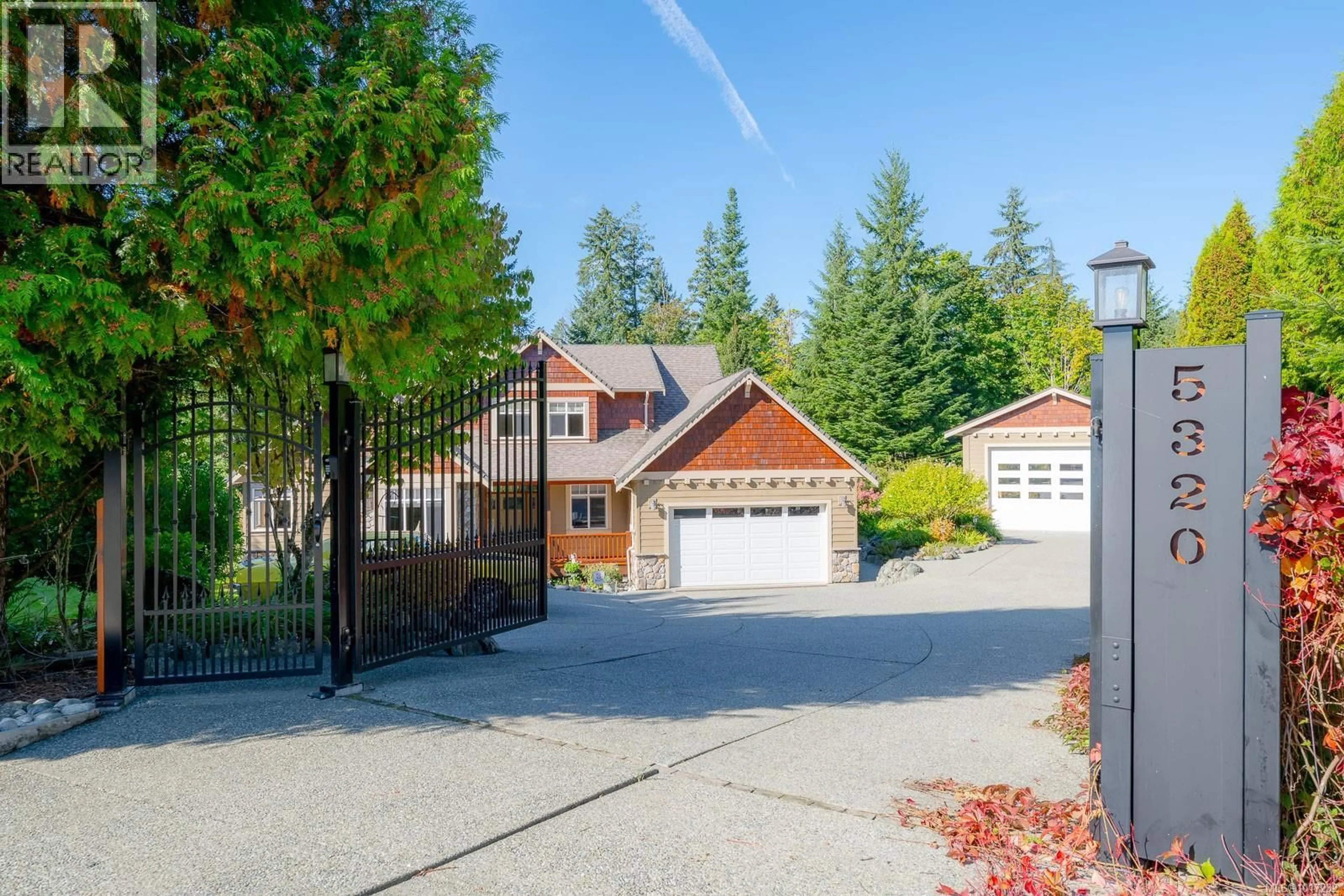 A pic from outside/outdoor area/front of a property/back of a property/a pic from drone, unknown for 5320 DARNLEY ROAD, Port Alberni British Columbia V9Y8V5