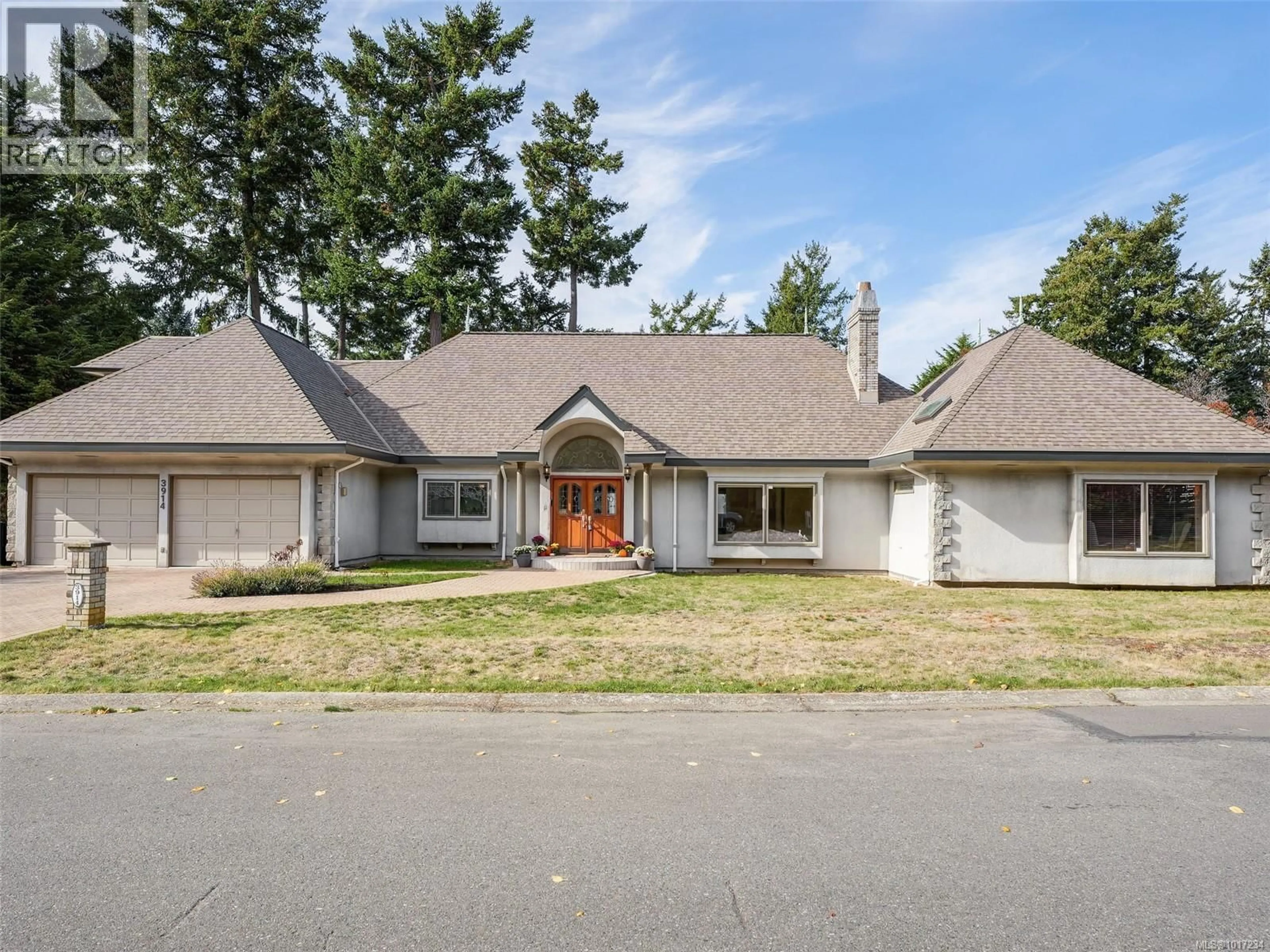 Unknown for 3914 GIBSON COURT, Saanich British Columbia V8N6E2