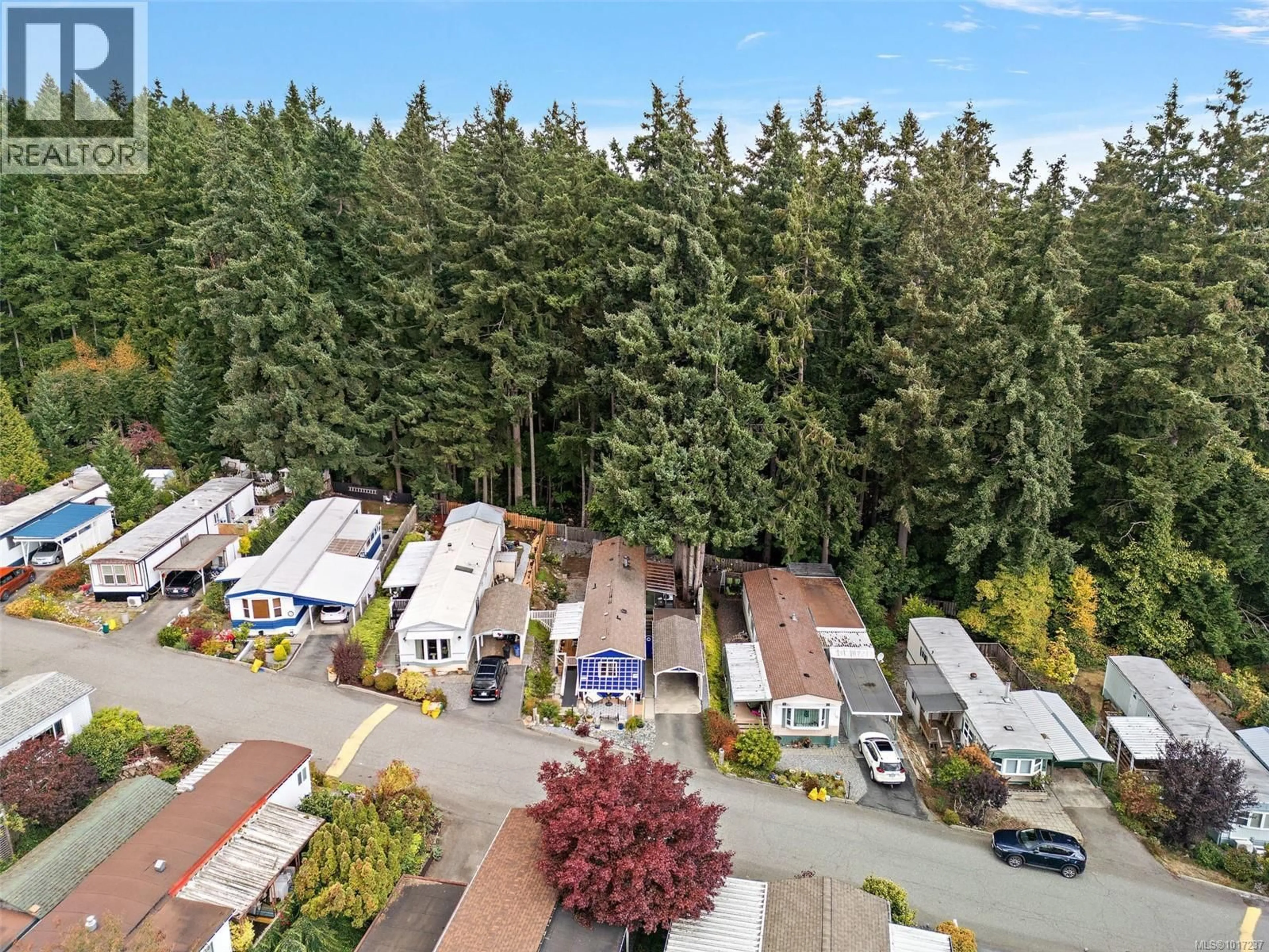 A pic from outside/outdoor area/front of a property/back of a property/a pic from drone, unknown for 72 - 10980 WESTDOWNE ROAD, Ladysmith British Columbia