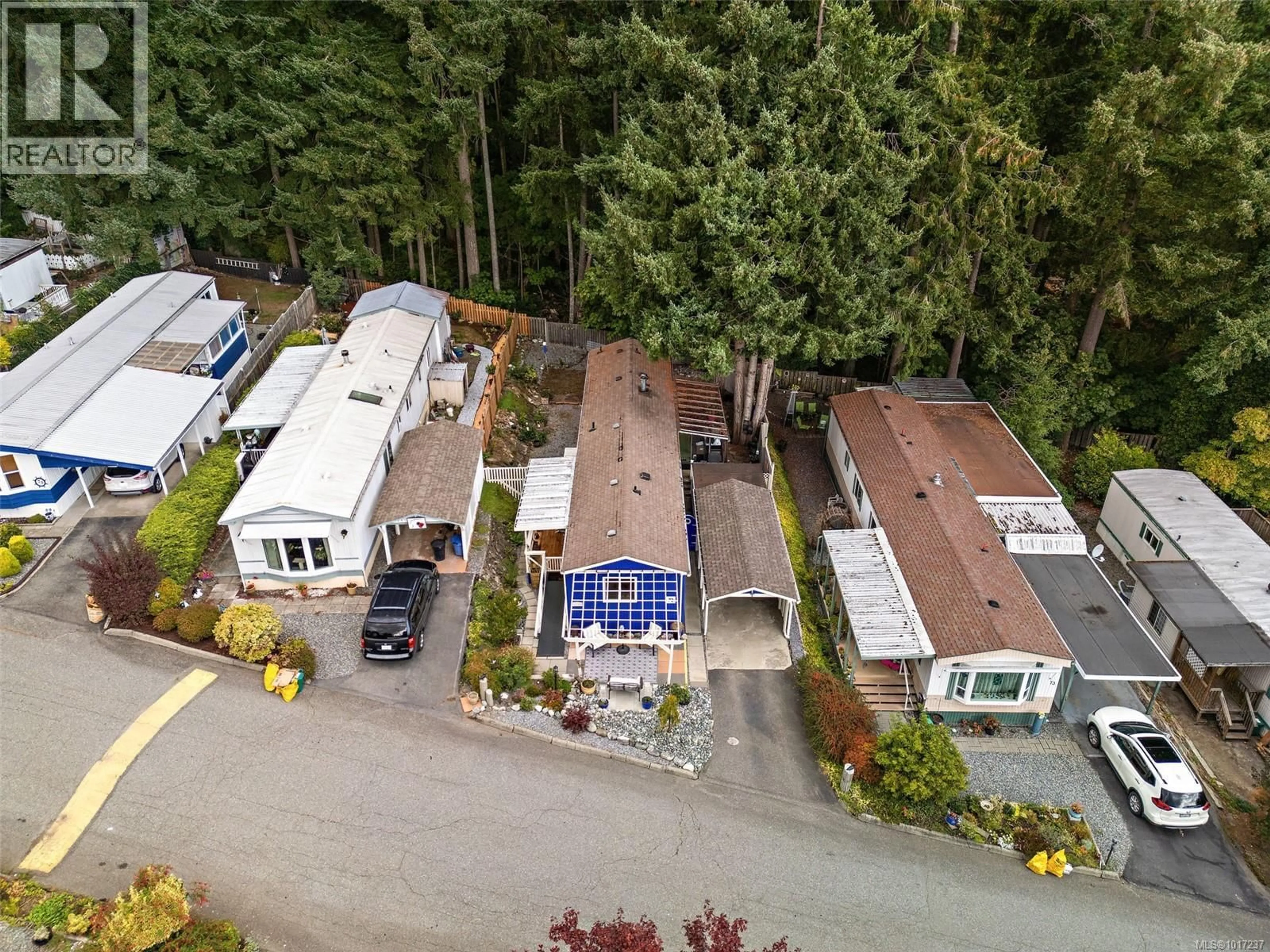 A pic from outside/outdoor area/front of a property/back of a property/a pic from drone, unknown for 72 - 10980 WESTDOWNE ROAD, Ladysmith British Columbia