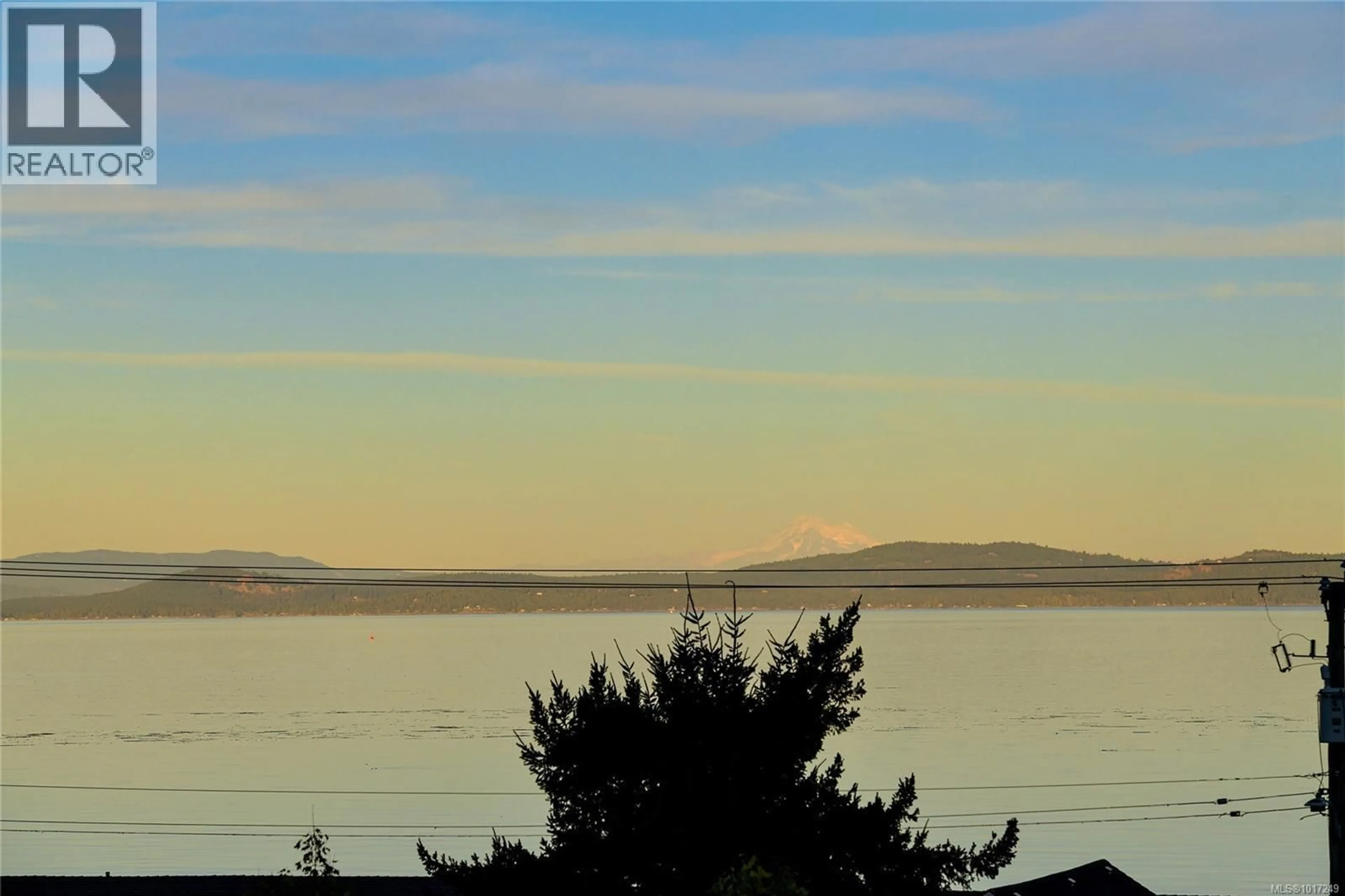 Blurry image for 302 - 5118 CORDOVA BAY ROAD, Saanich British Columbia V8X1R1