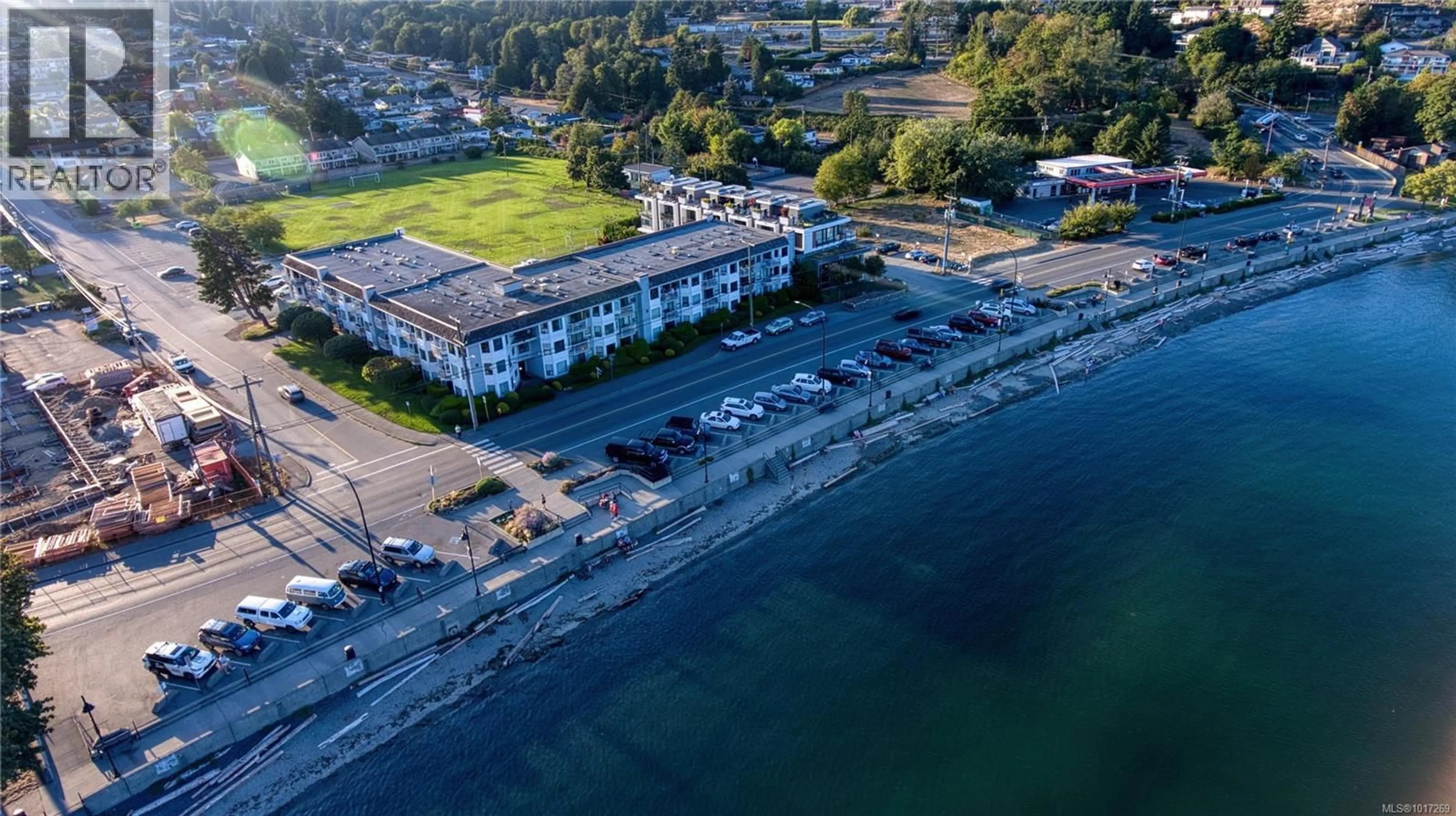 A pic from outside/outdoor area/front of a property/back of a property/a pic from drone, water/lake/river/ocean view for 308 - 2815 DEPARTURE BAY ROAD, Nanaimo British Columbia V9S5P4