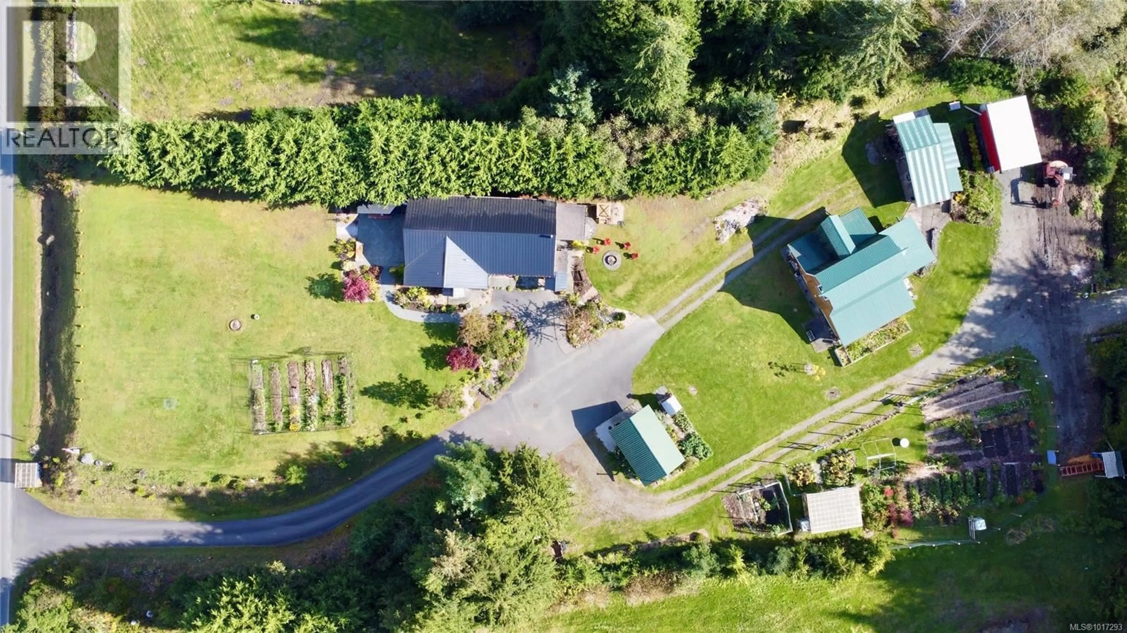 A pic from outside/outdoor area/front of a property/back of a property/a pic from drone, unknown for 885 LANQVIST ROAD, Hyde Creek British Columbia V0N2R0