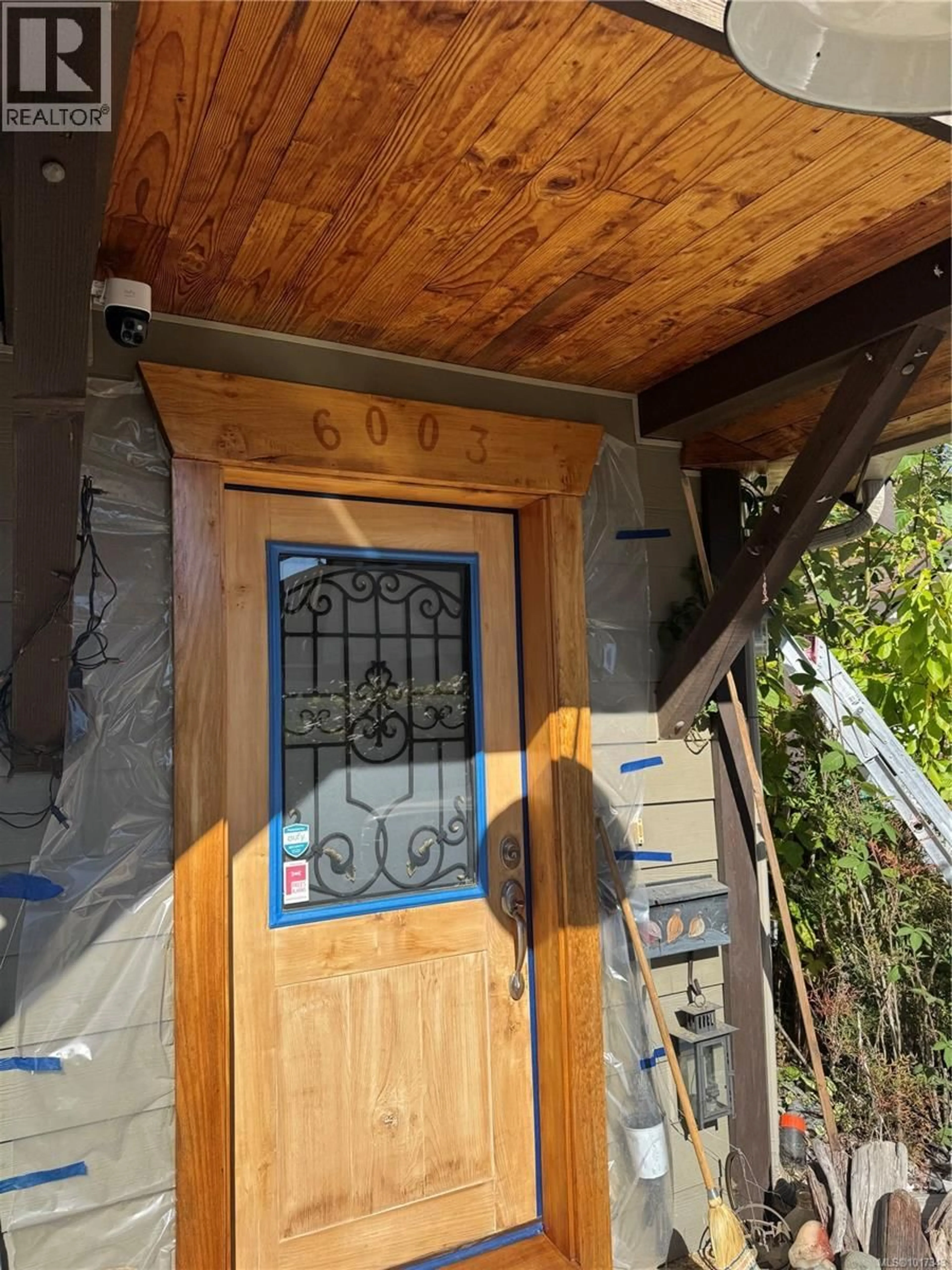 Indoor entryway for 6003 STONEHAVEN DRIVE, Duncan British Columbia V9L0A1