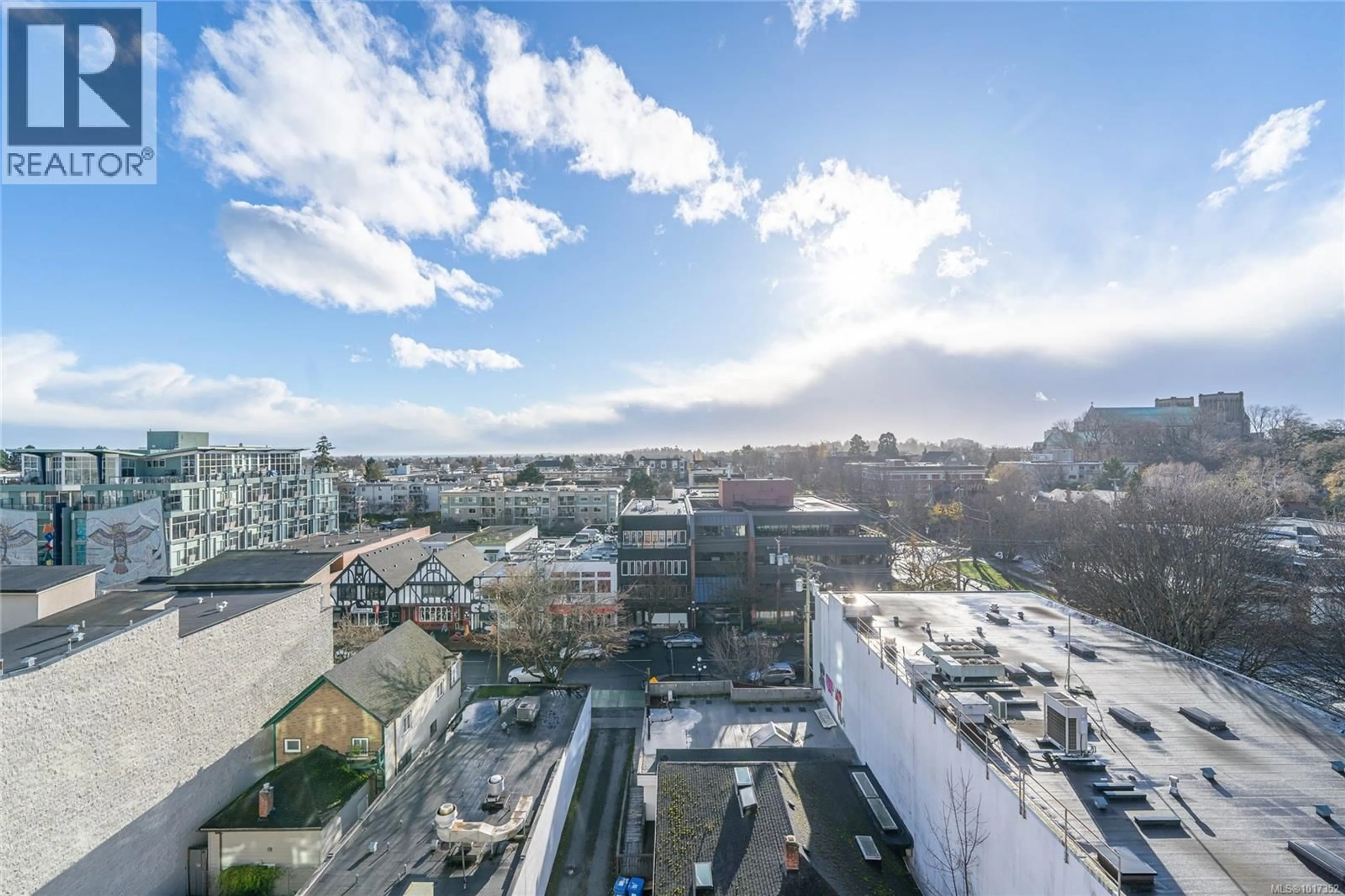 A pic from outside/outdoor area/front of a property/back of a property/a pic from drone, city buildings view from balcony for 822 - 1029 VIEW STREET, Victoria British Columbia V8V0C9