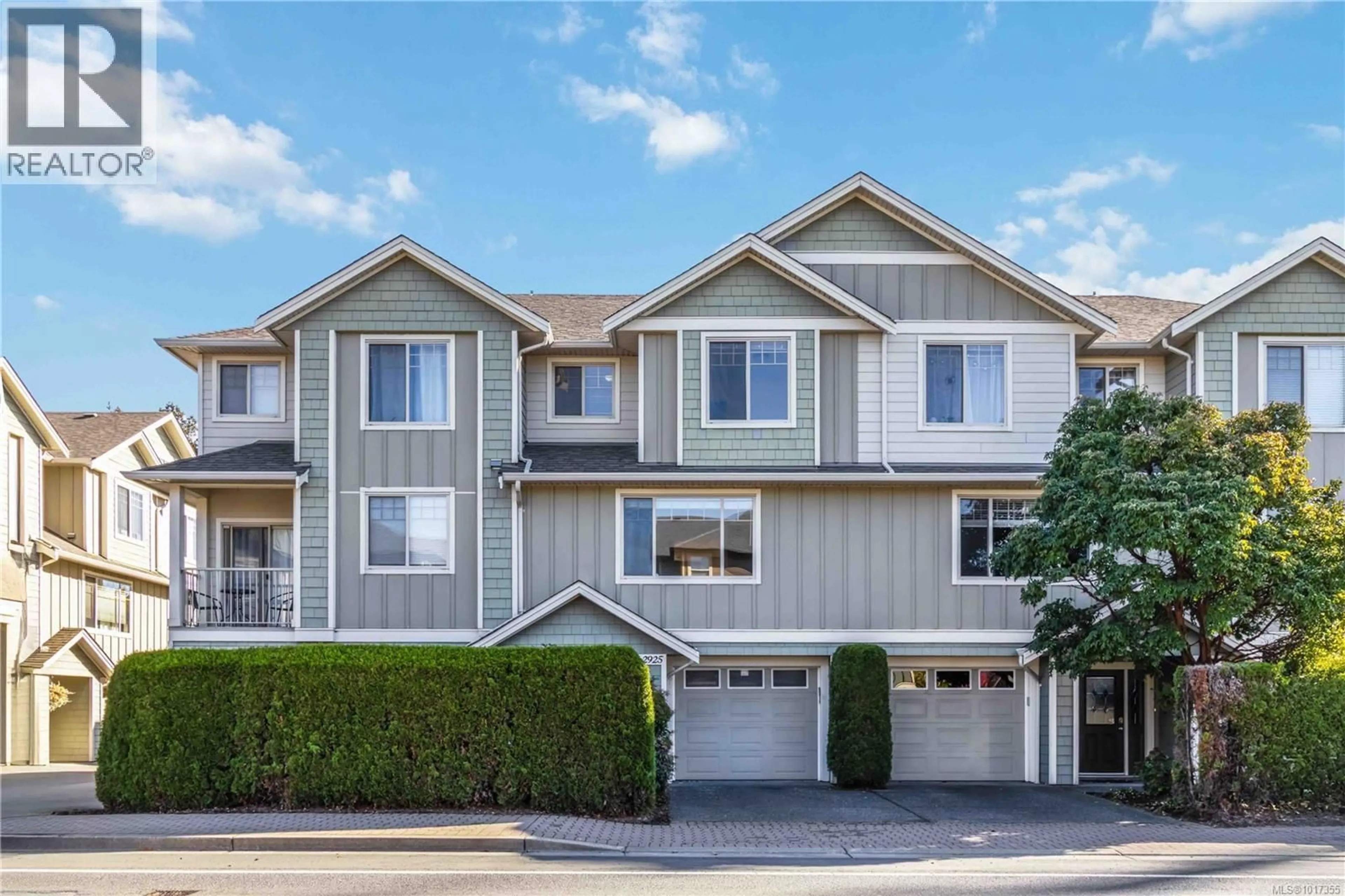 Home with vinyl exterior material, street for 2925 PHIPPS ROAD, Langford British Columbia V9B0A8
