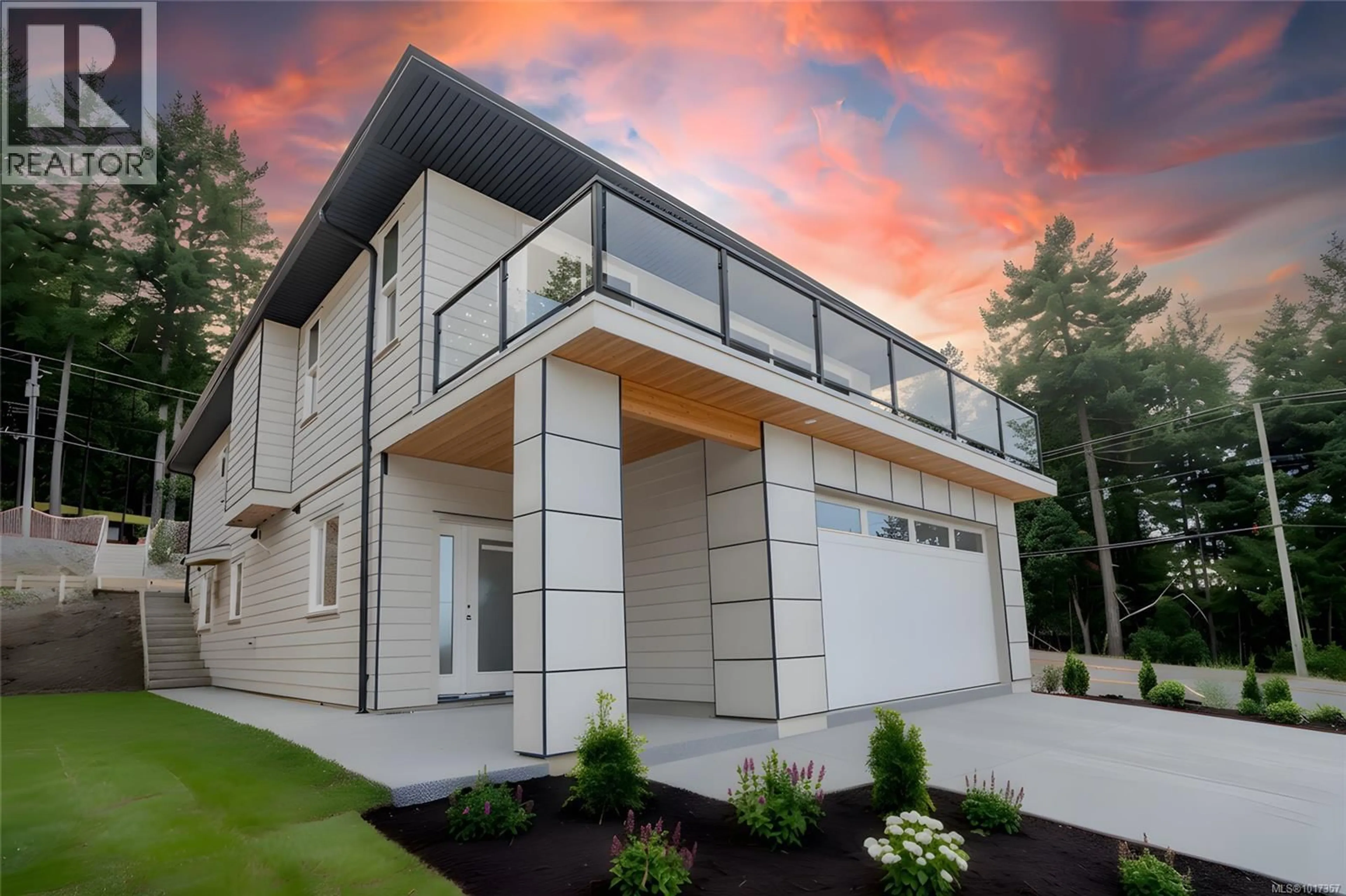 Home with vinyl exterior material, building for 5560 RUTHERFORD ROAD, Nanaimo British Columbia V9T5M8