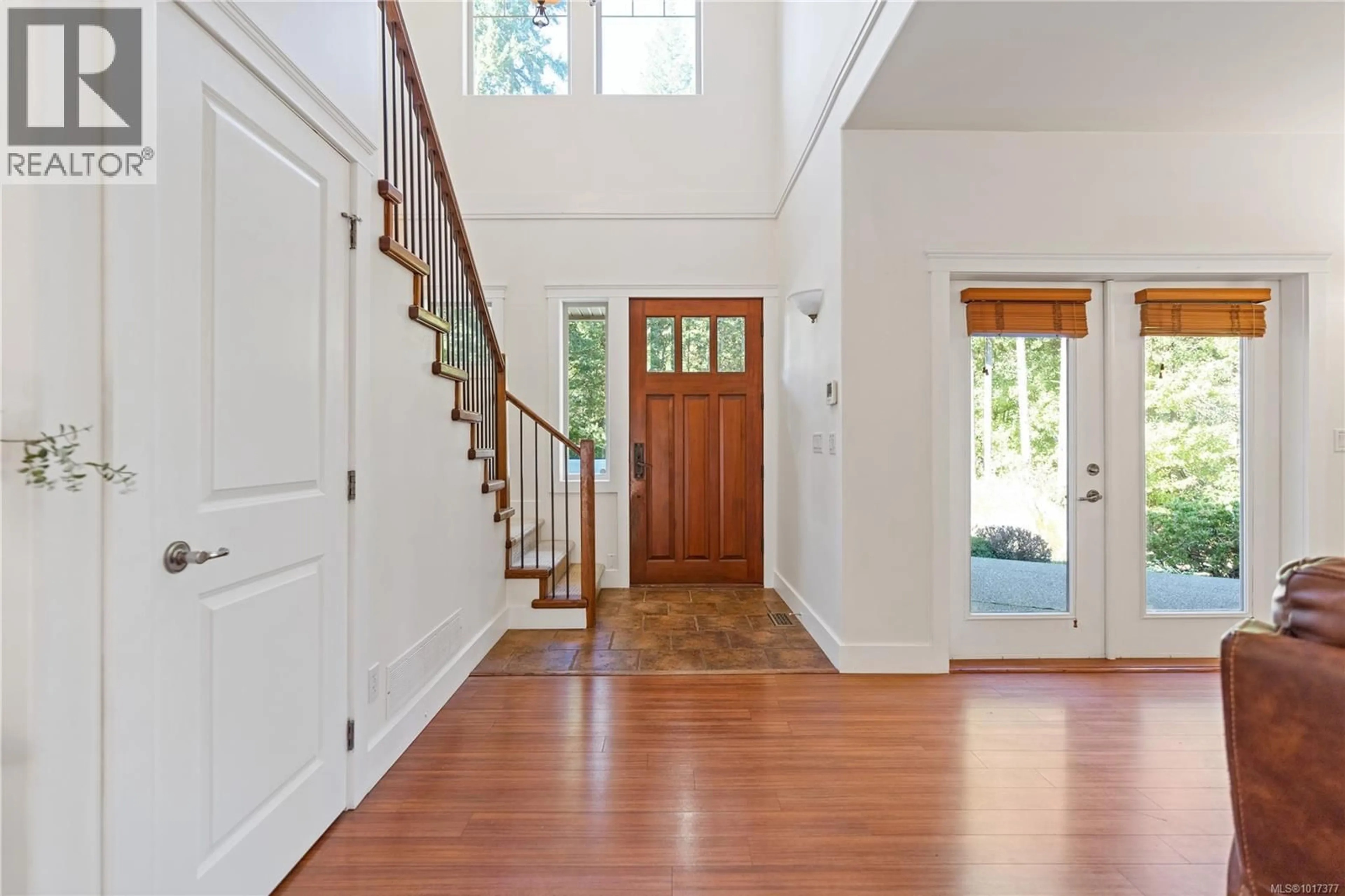 Indoor entryway for 2151 HARROW GATE, Langford British Columbia V9B6R5