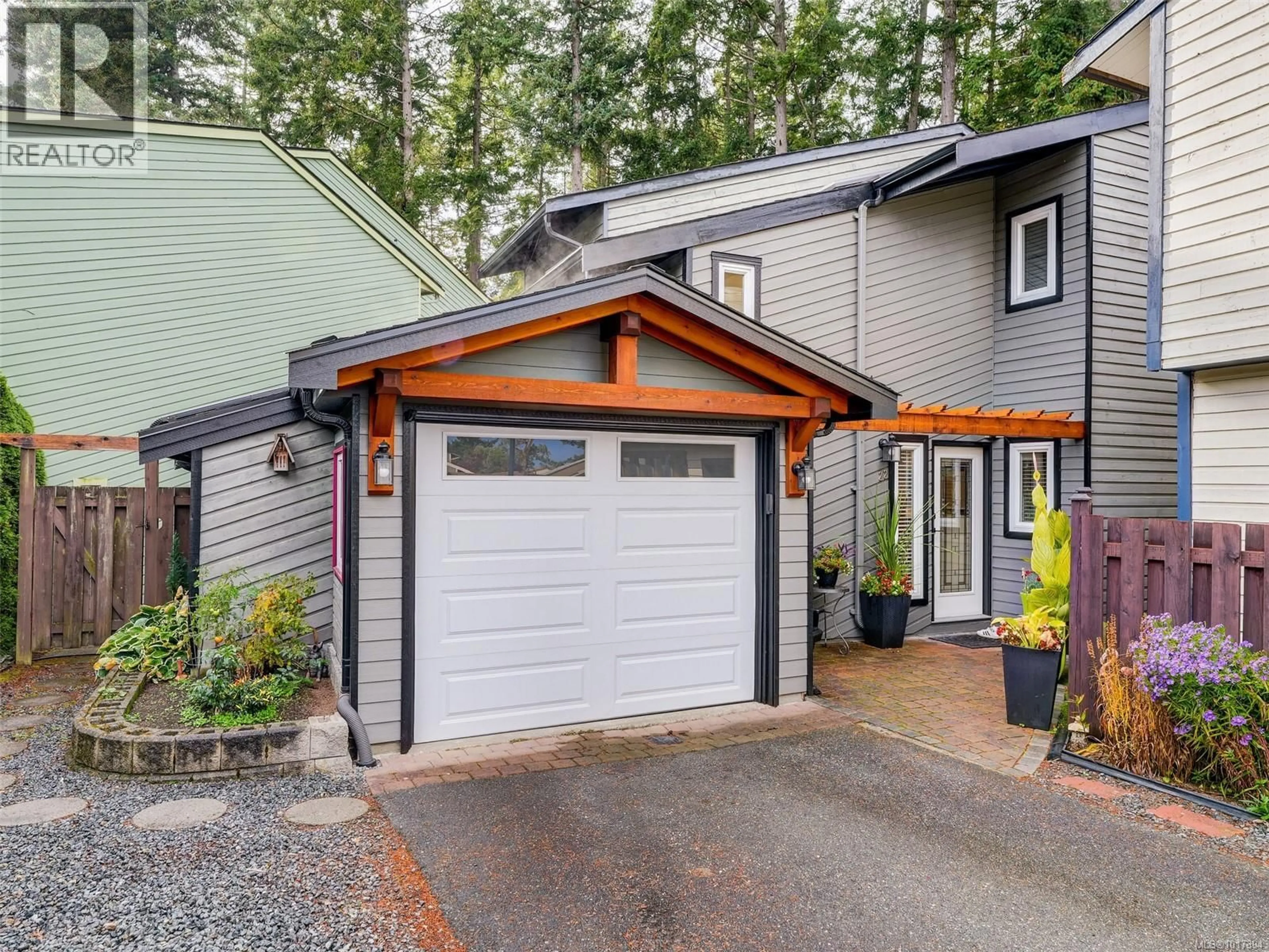 Unknown for 22 FALSTAFF PLACE, View Royal British Columbia V9A7A5
