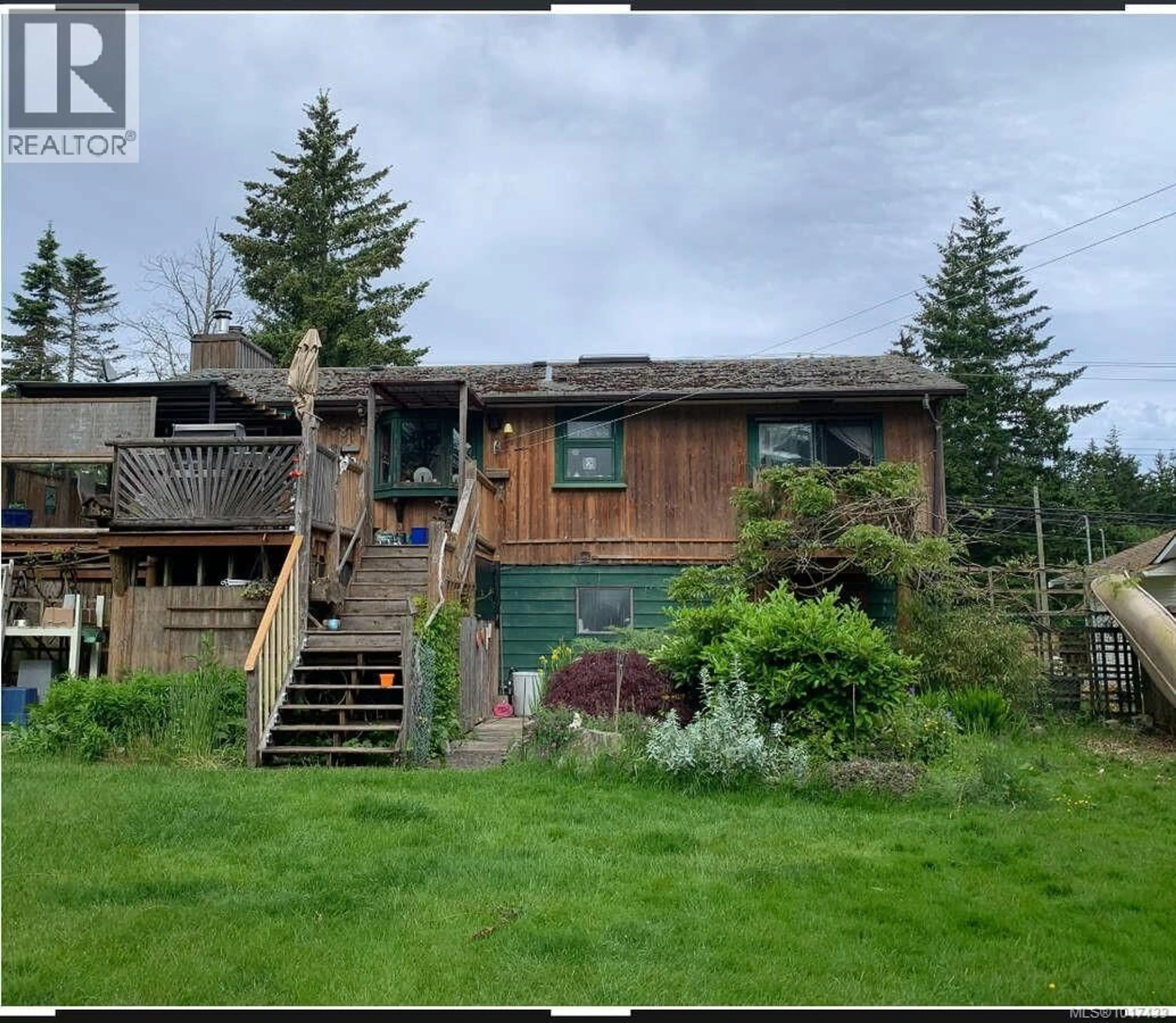 A pic from outside/outdoor area/front of a property/back of a property/a pic from drone, water/lake/river/ocean view for 347 PRITCHARD ROAD, Comox British Columbia V9M2Y8