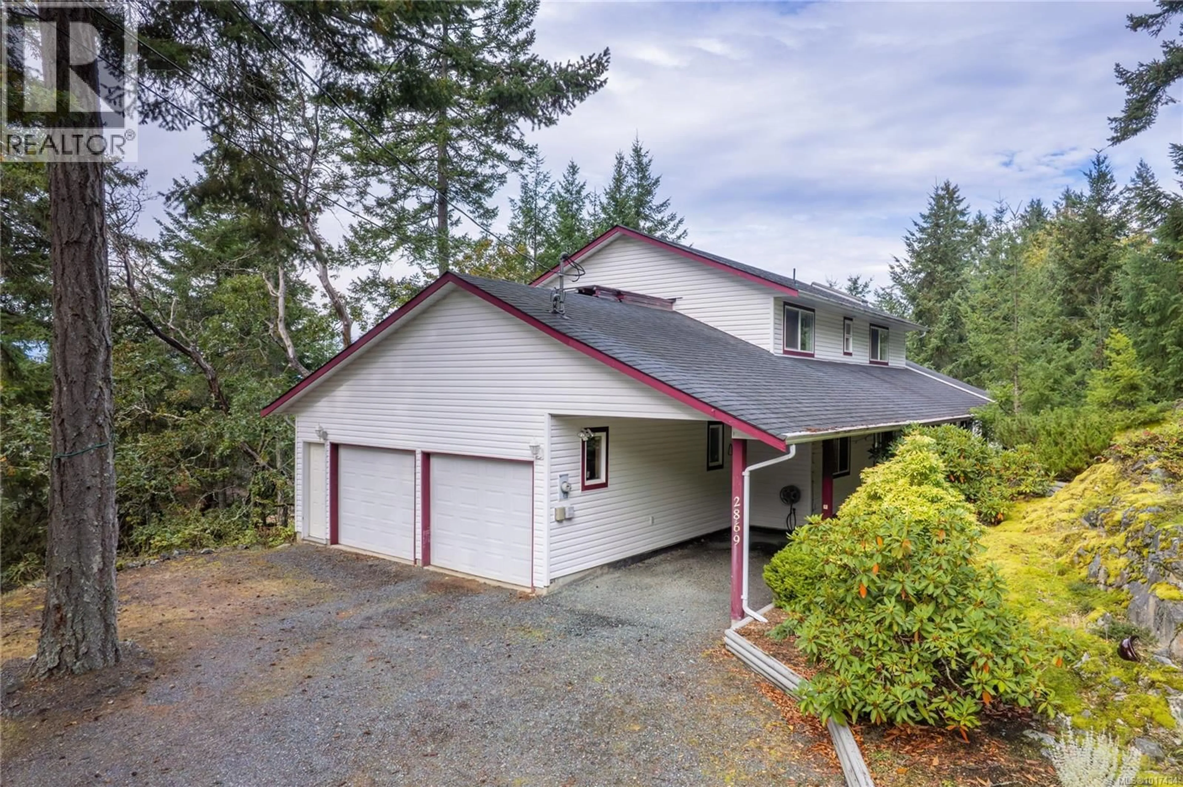 A pic from outside/outdoor area/front of a property/back of a property/a pic from drone, street for 2869 HEMLOCK DRIVE, Nanoose Bay British Columbia V9P9G2