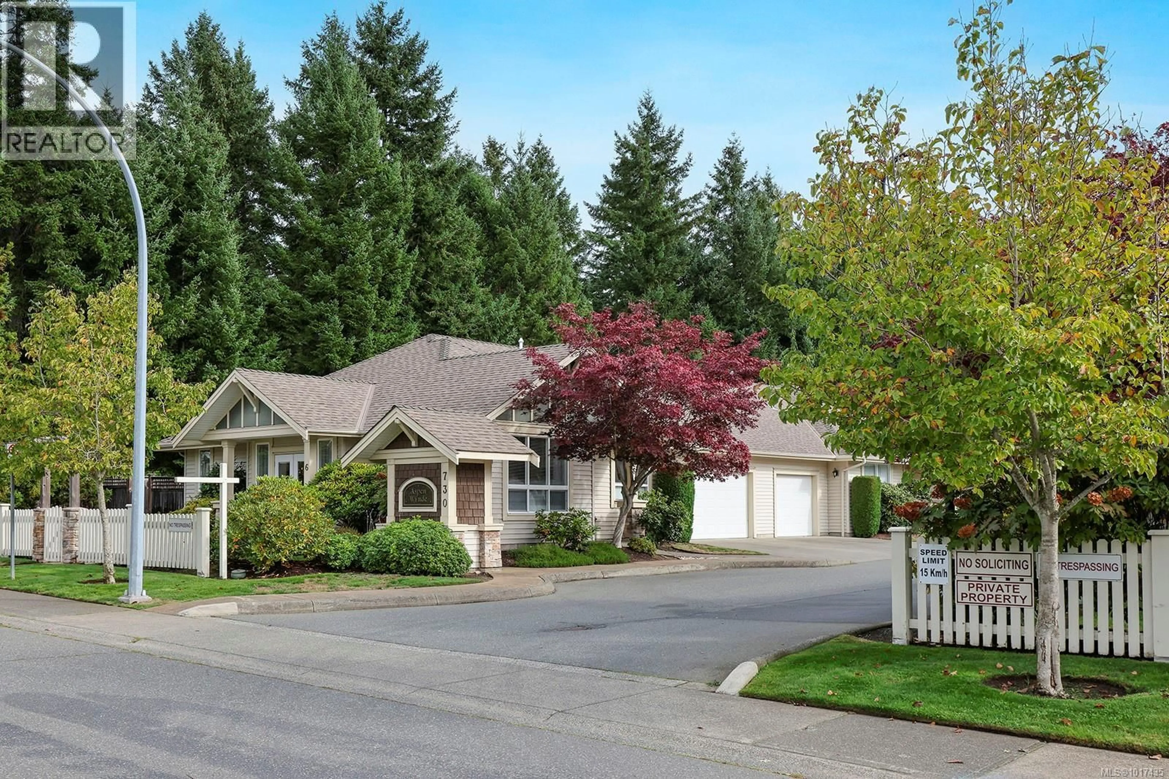 Home with vinyl exterior material, street for 10 - 730 ASPEN ROAD, Comox British Columbia V9M0A4